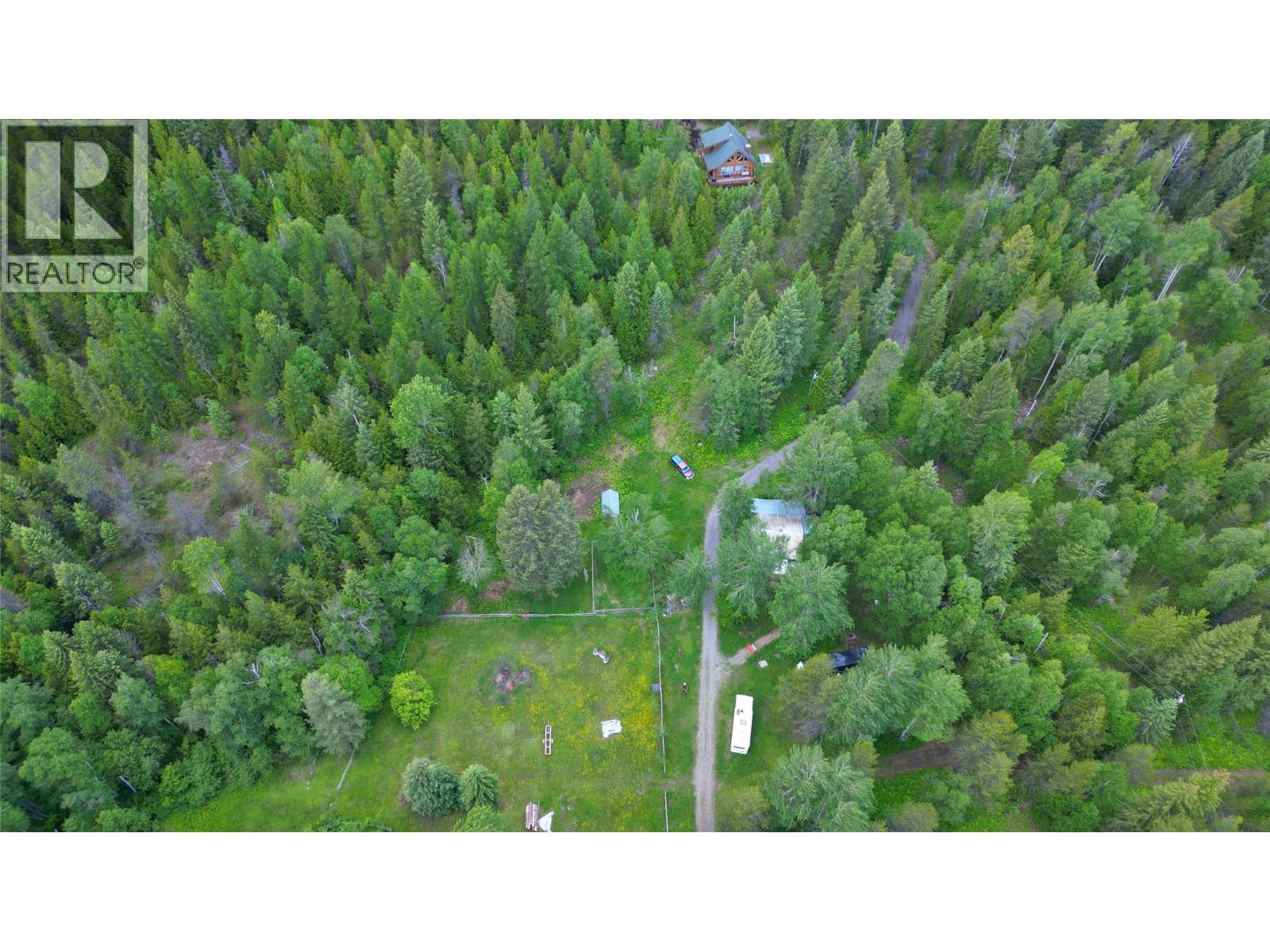 2201 3/95 Highway, Yahk, British Columbia  V0B 2P0 - Photo 20 - 10394857