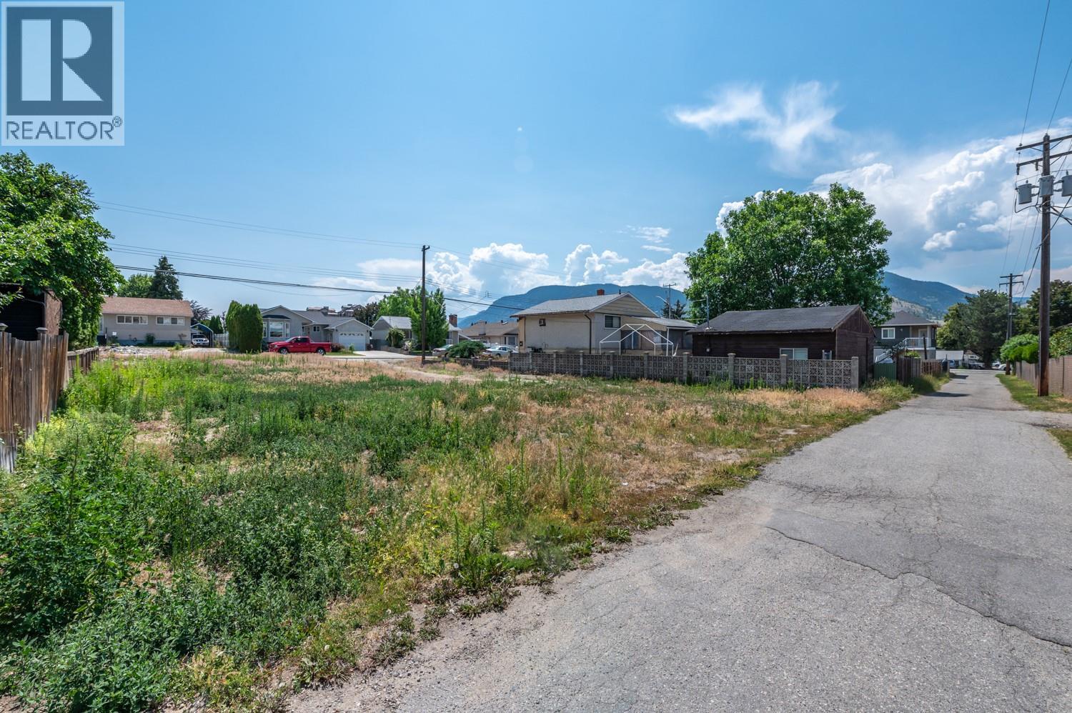 79 Okanagan Avenue W, Penticton, British Columbia  V2A 3K8 - Photo 11 - 10394913