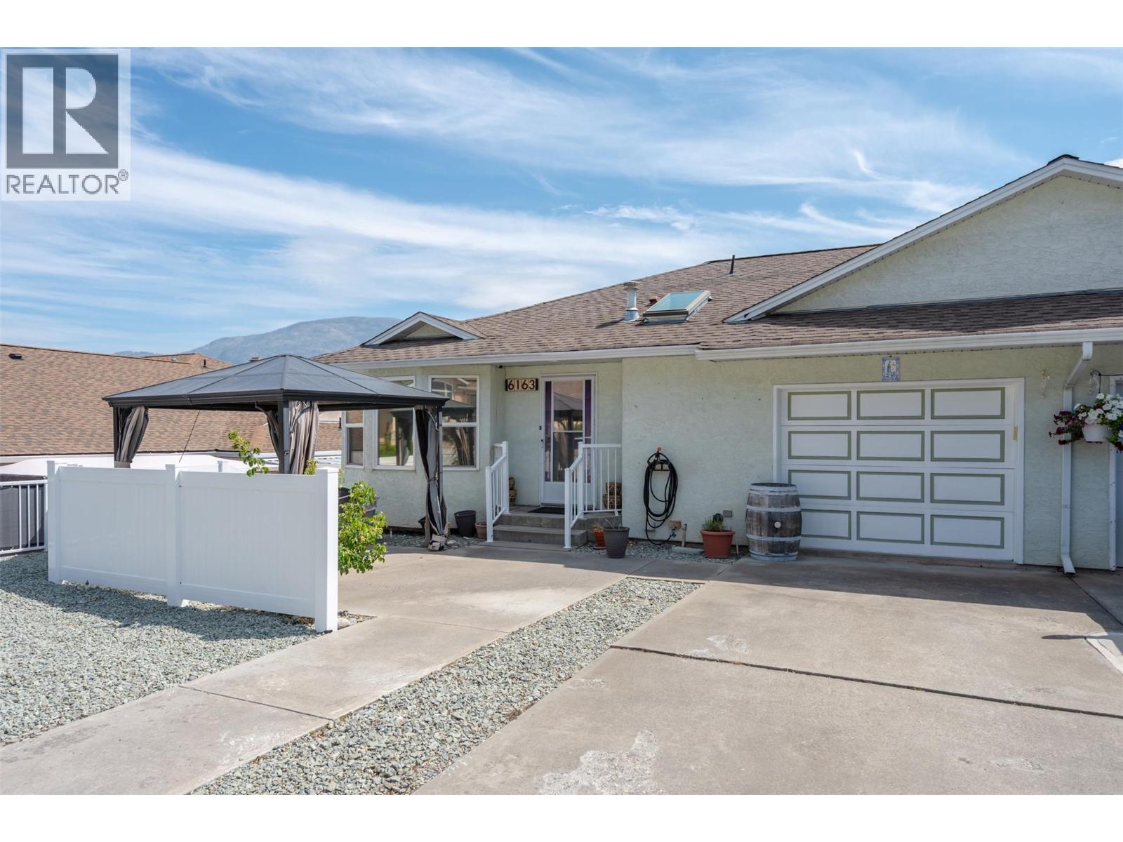 6163 Saint Martin Place Unit# 1, Oliver, British Columbia  V0H 1T0 - Photo 1 - 10394940