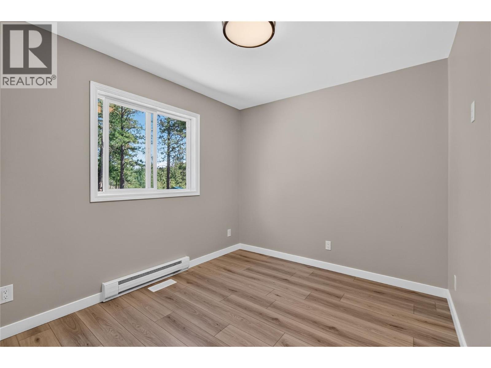 320 White Lake Road, Kaleden, British Columbia  V0H 1K0 - Photo 11 - 10394778