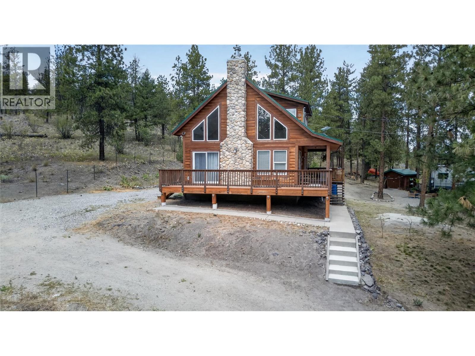 320 White Lake Road, Kaleden, British Columbia  V0H 1K0 - Photo 2 - 10394778