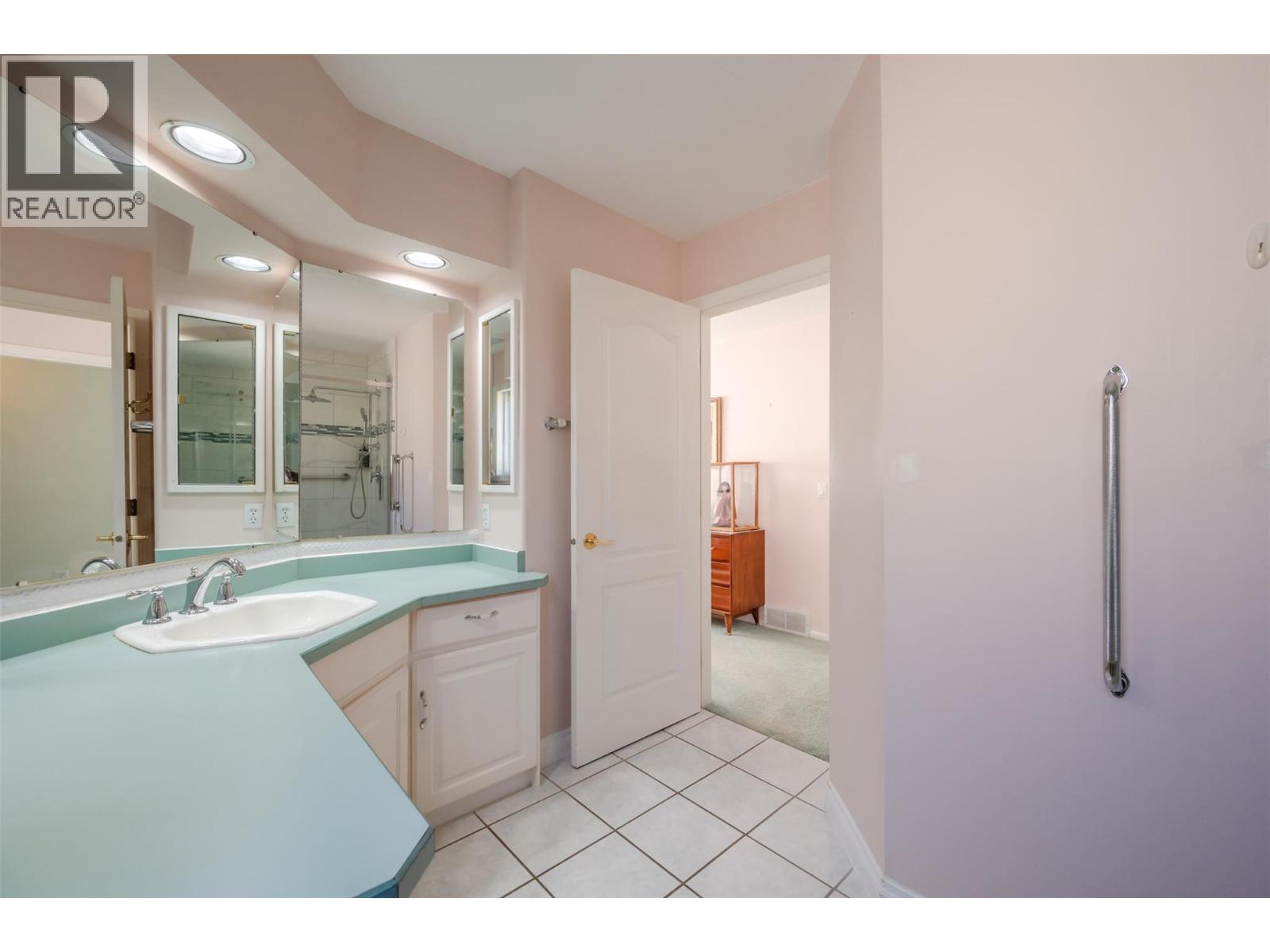3333 South Main Street Unit# 53, Penticton, British Columbia  V2A 8J8 - Photo 12 - 10394942