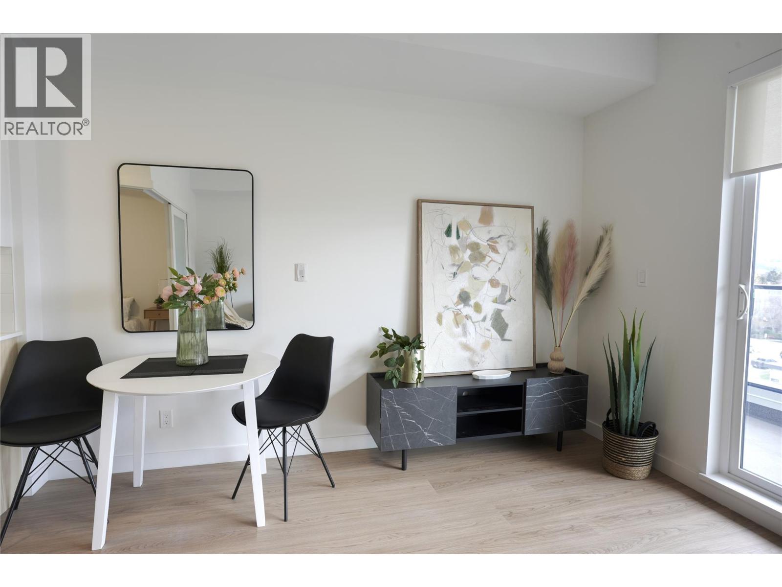 1380 Pridham Avenue Unit# 408, Kelowna, British Columbia  V1Y 6B5 - Photo 4 - 10394492