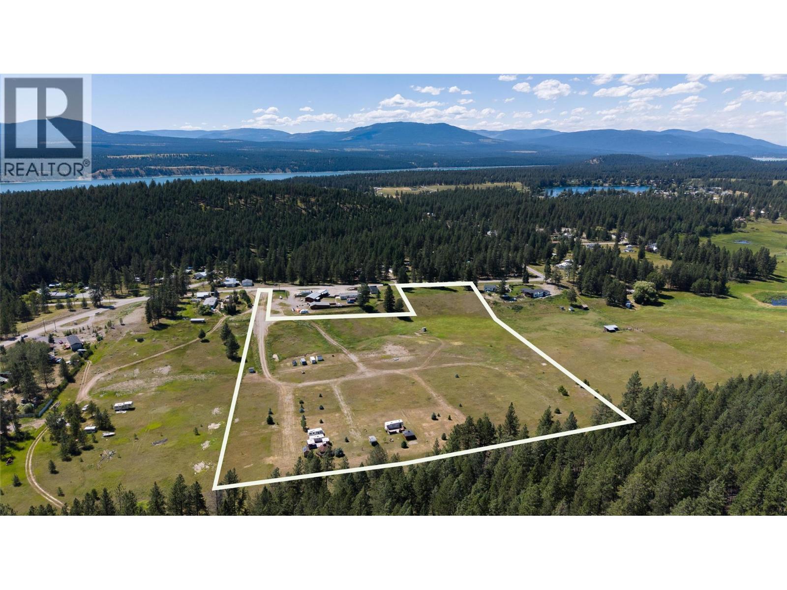 3680 Sweet Road, Baynes Lake, British Columbia  V0B 1T4 - Photo 2 - 10394292