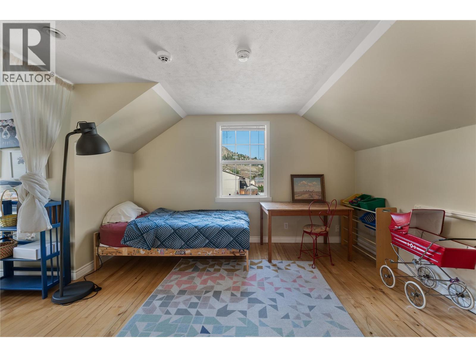 691-693 Okanagan Boulevard, Kelowna, British Columbia  V1Y 7L2 - Photo 17 - 10394557
