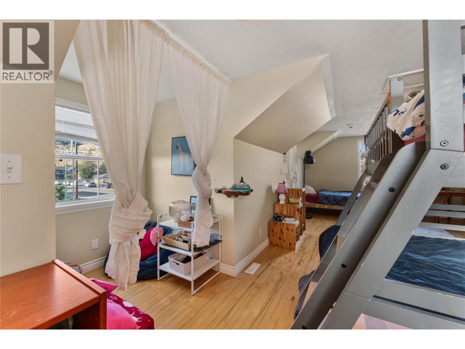 691-693 Okanagan Boulevard, Kelowna, British Columbia  V1Y 7L2 - Photo 22 - 10394557