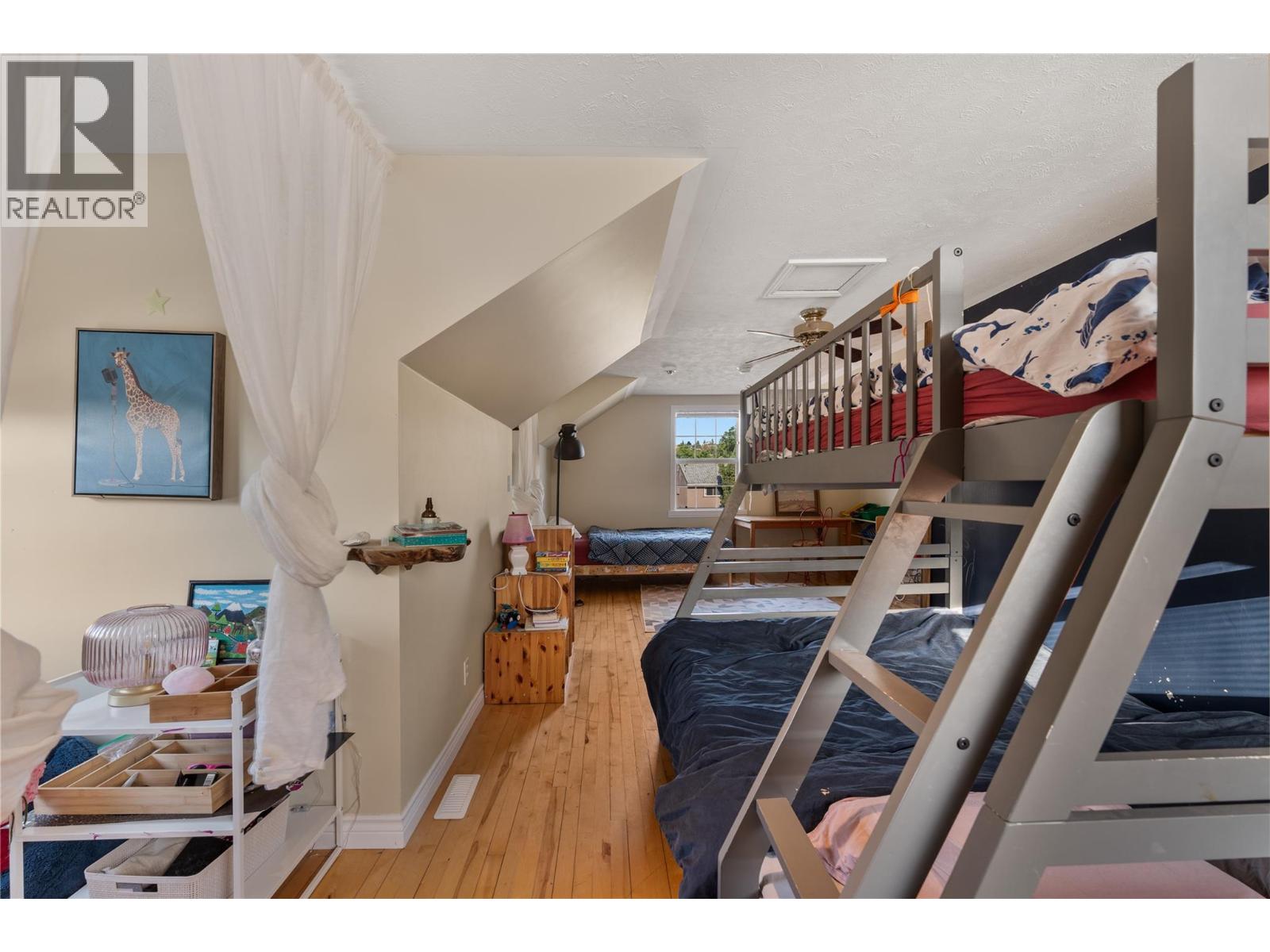 691-693 Okanagan Boulevard, Kelowna, British Columbia  V1Y 7L2 - Photo 23 - 10394557