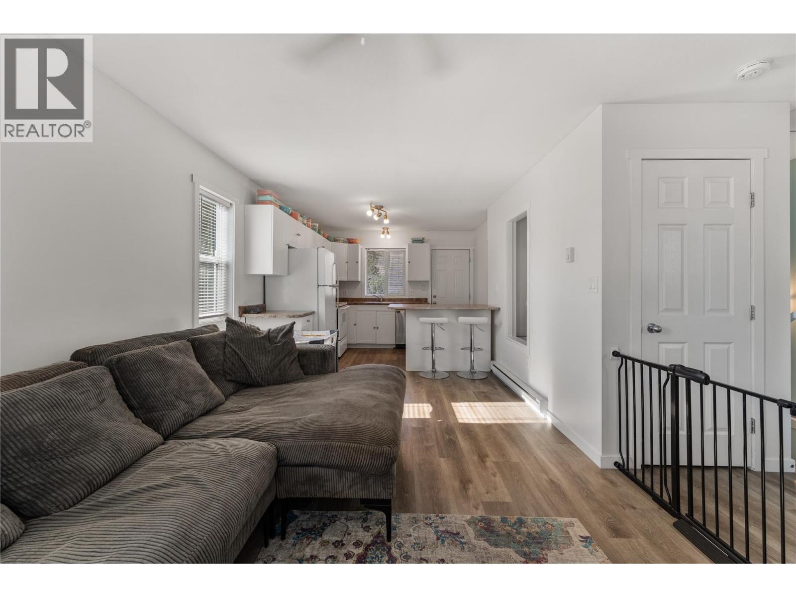 691-693 Okanagan Boulevard, Kelowna, British Columbia  V1Y 7L2 - Photo 33 - 10394557