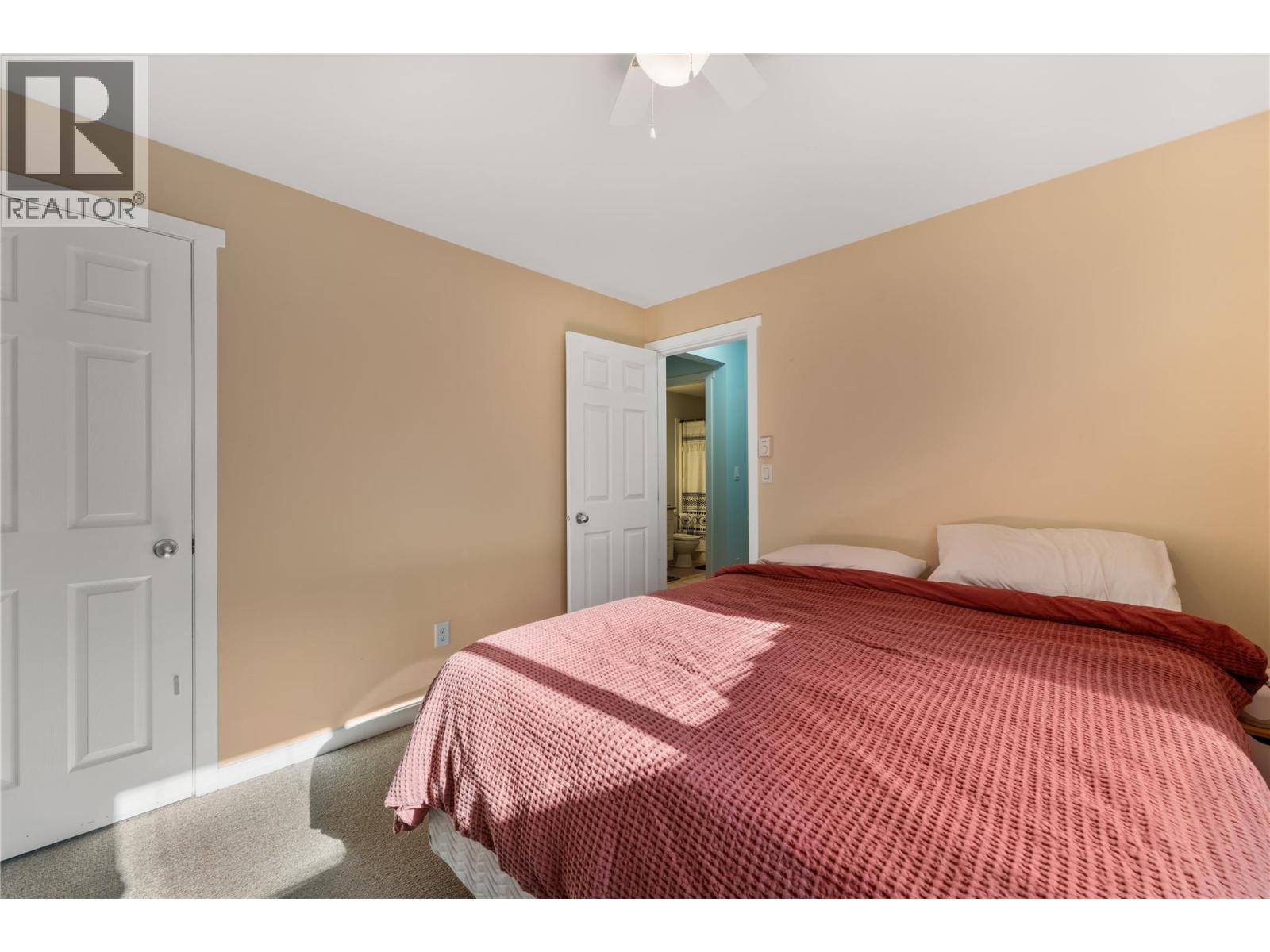 691-693 Okanagan Boulevard, Kelowna, British Columbia  V1Y 7L2 - Photo 36 - 10394557