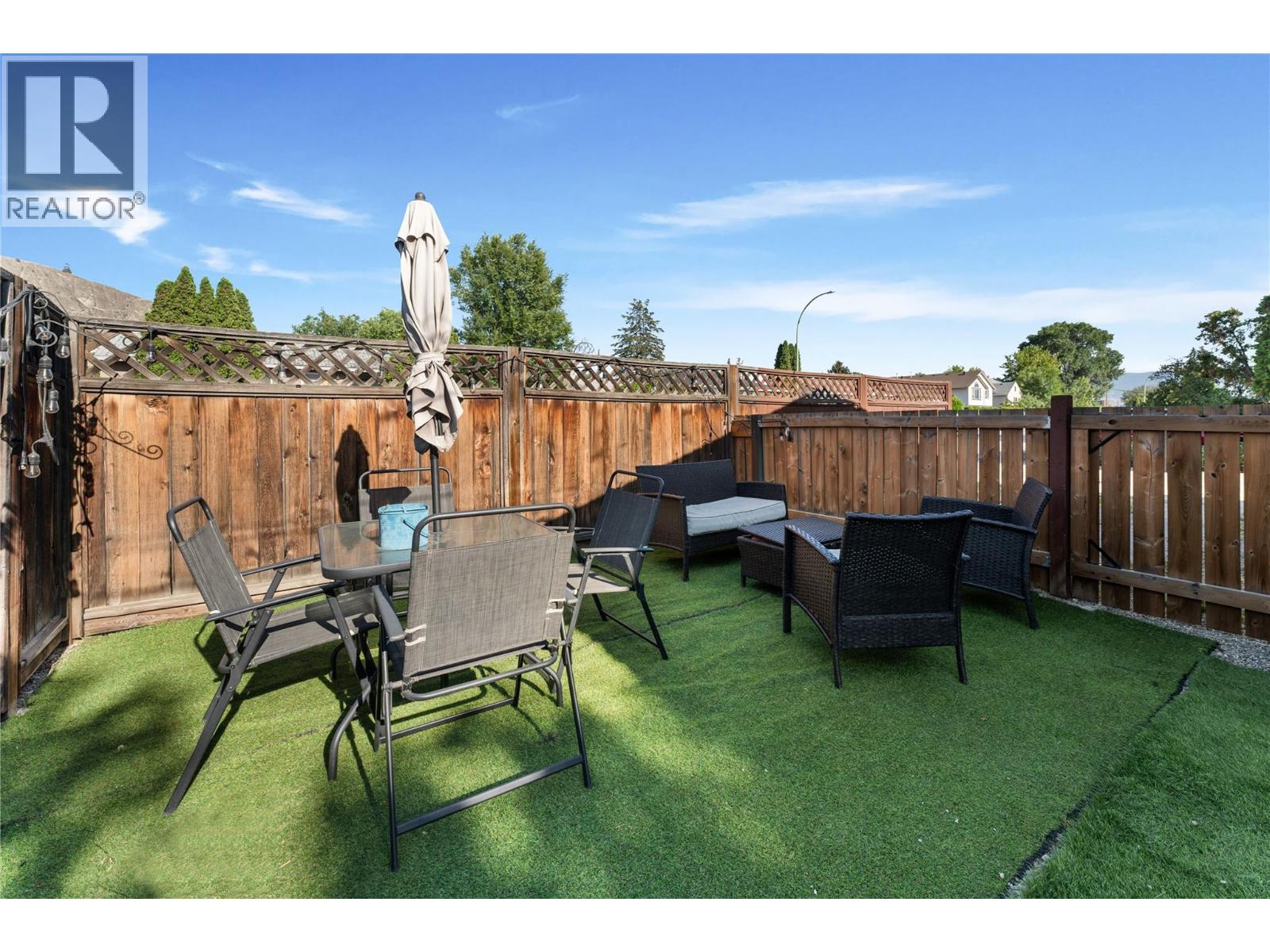 691-693 Okanagan Boulevard, Kelowna, British Columbia  V1Y 7L2 - Photo 44 - 10394557