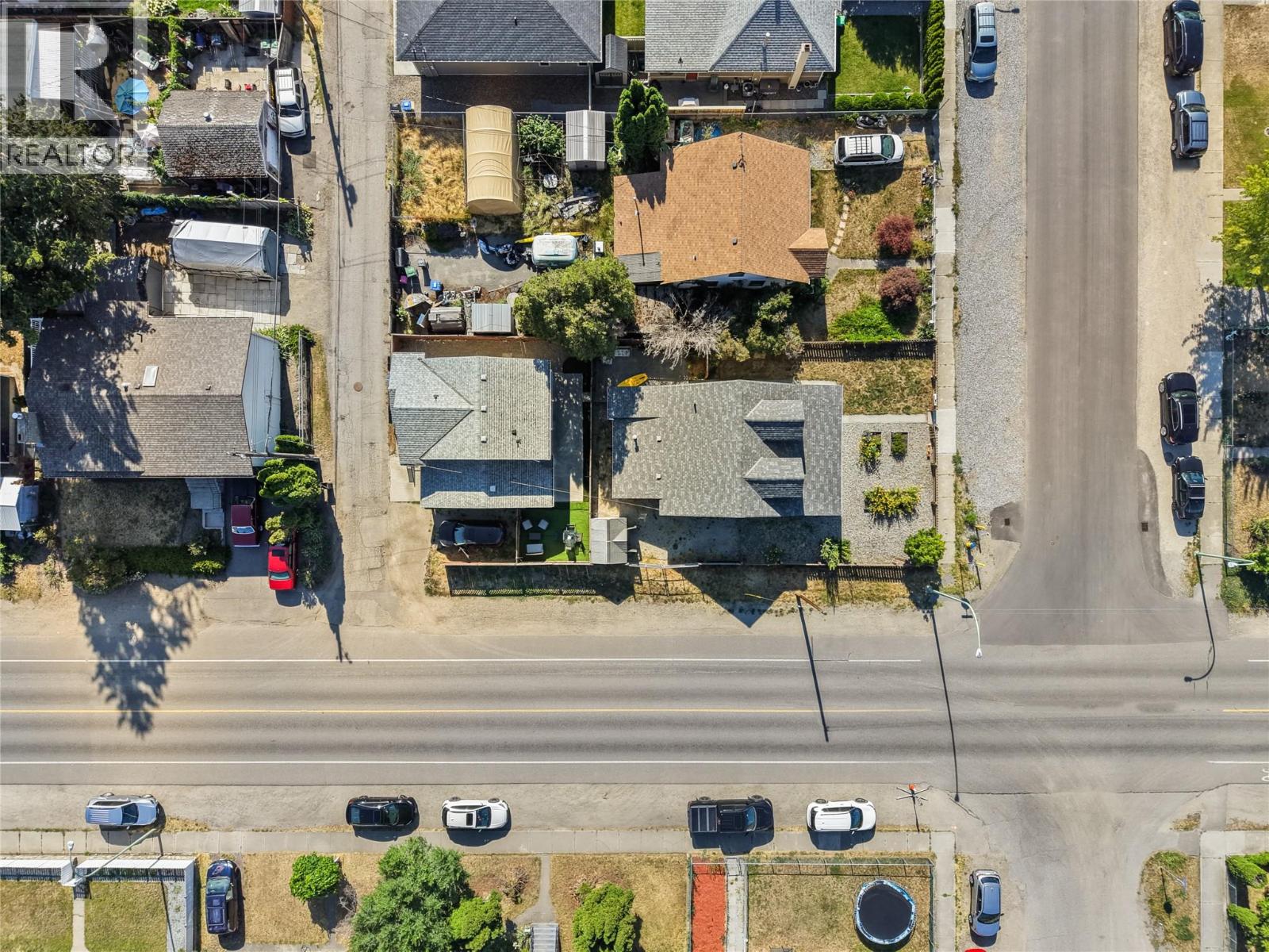 691-693 Okanagan Boulevard, Kelowna, British Columbia  V1Y 7L2 - Photo 51 - 10394557