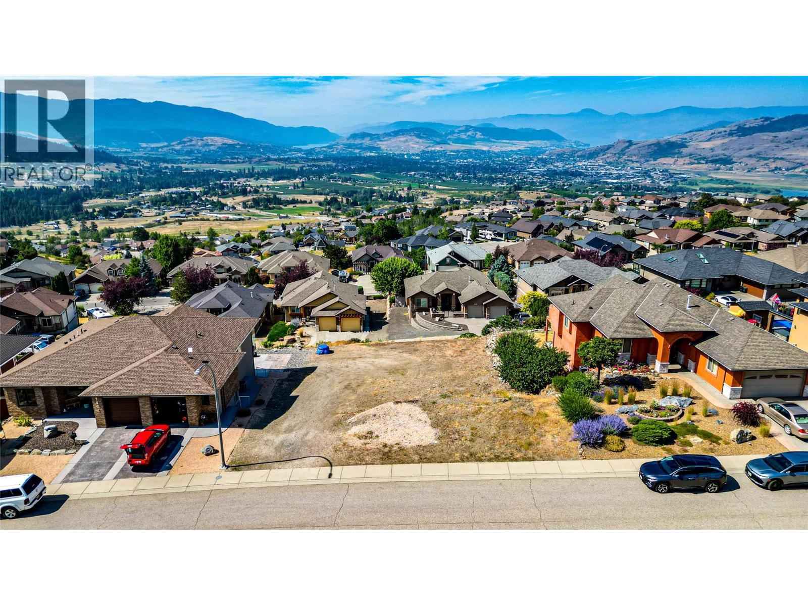 1408 Red Mountain Place, Vernon, British Columbia  V1B 4A3 - Photo 1 - 10394403