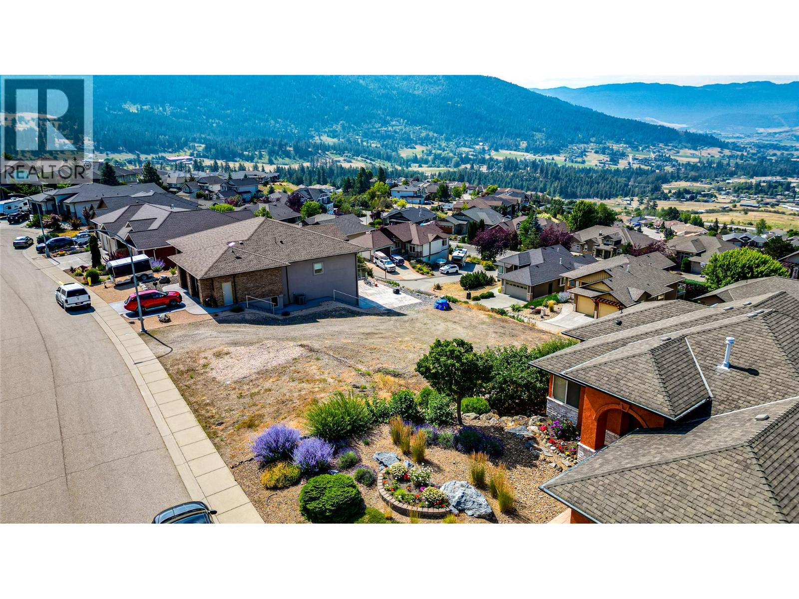 1408 Red Mountain Place, Vernon, British Columbia  V1B 4A3 - Photo 10 - 10394403