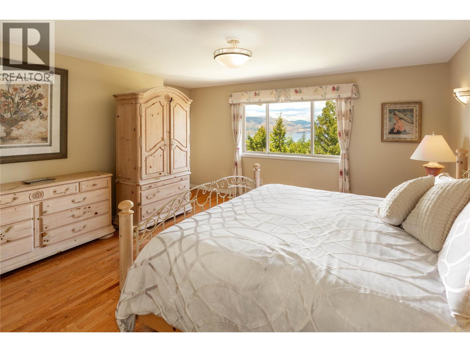754 South Crest Drive, Kelowna, British Columbia  V1W 4W7 - Photo 17 - 10394617