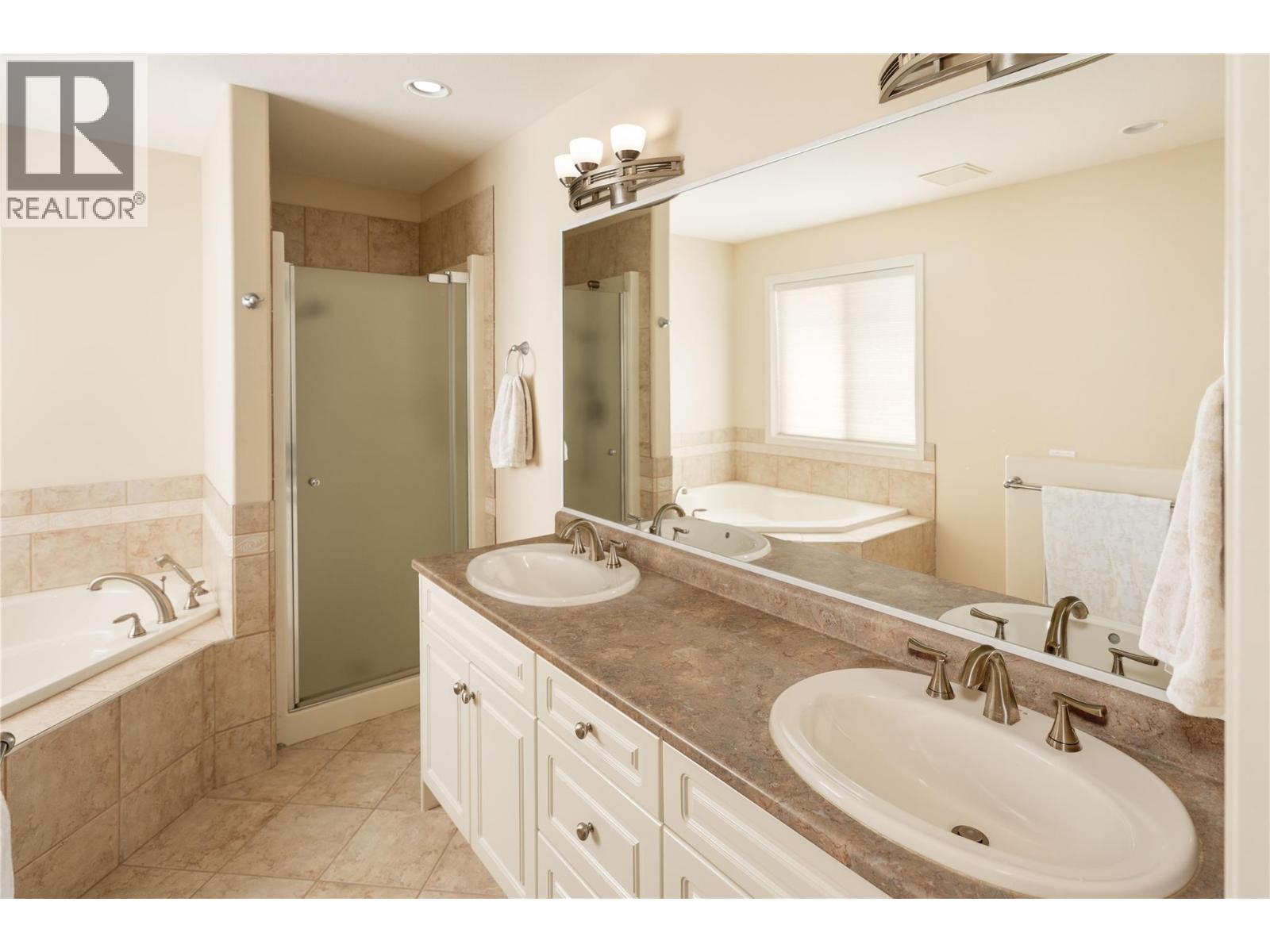 754 South Crest Drive, Kelowna, British Columbia  V1W 4W7 - Photo 19 - 10394617