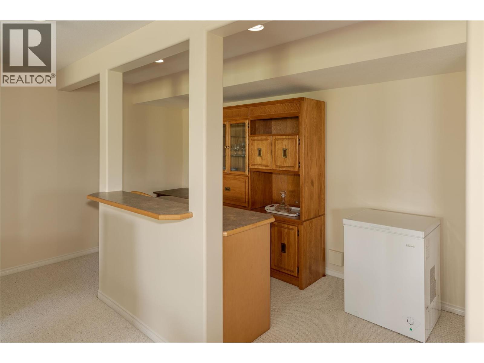754 South Crest Drive, Kelowna, British Columbia  V1W 4W7 - Photo 26 - 10394617