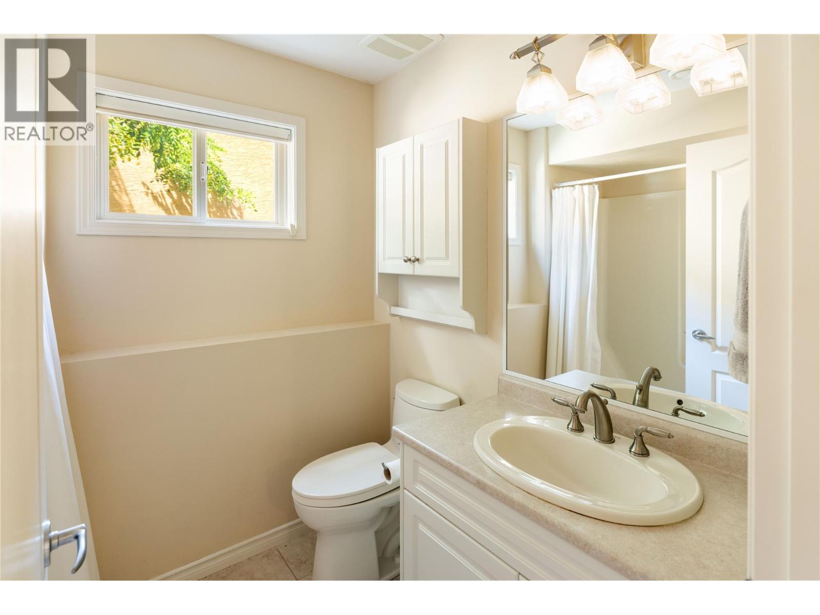 754 South Crest Drive, Kelowna, British Columbia  V1W 4W7 - Photo 30 - 10394617