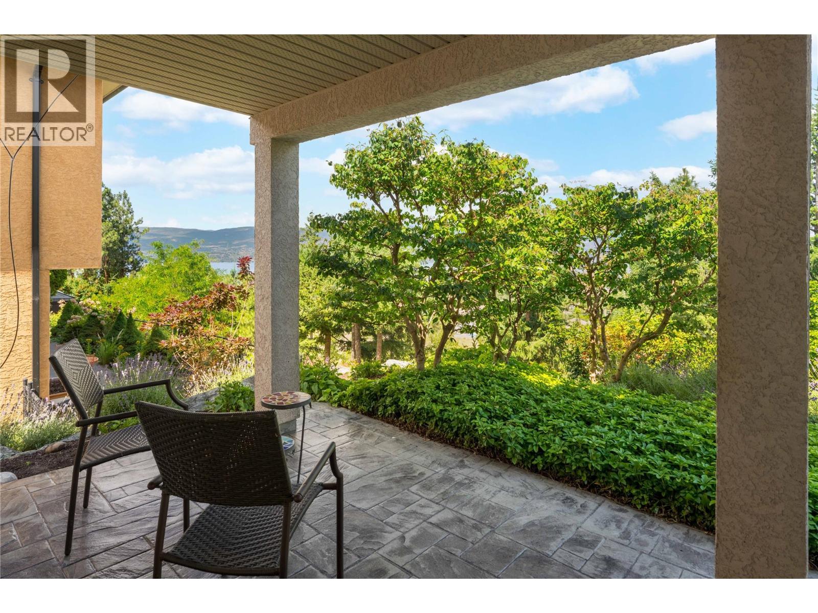 754 South Crest Drive, Kelowna, British Columbia  V1W 4W7 - Photo 32 - 10394617