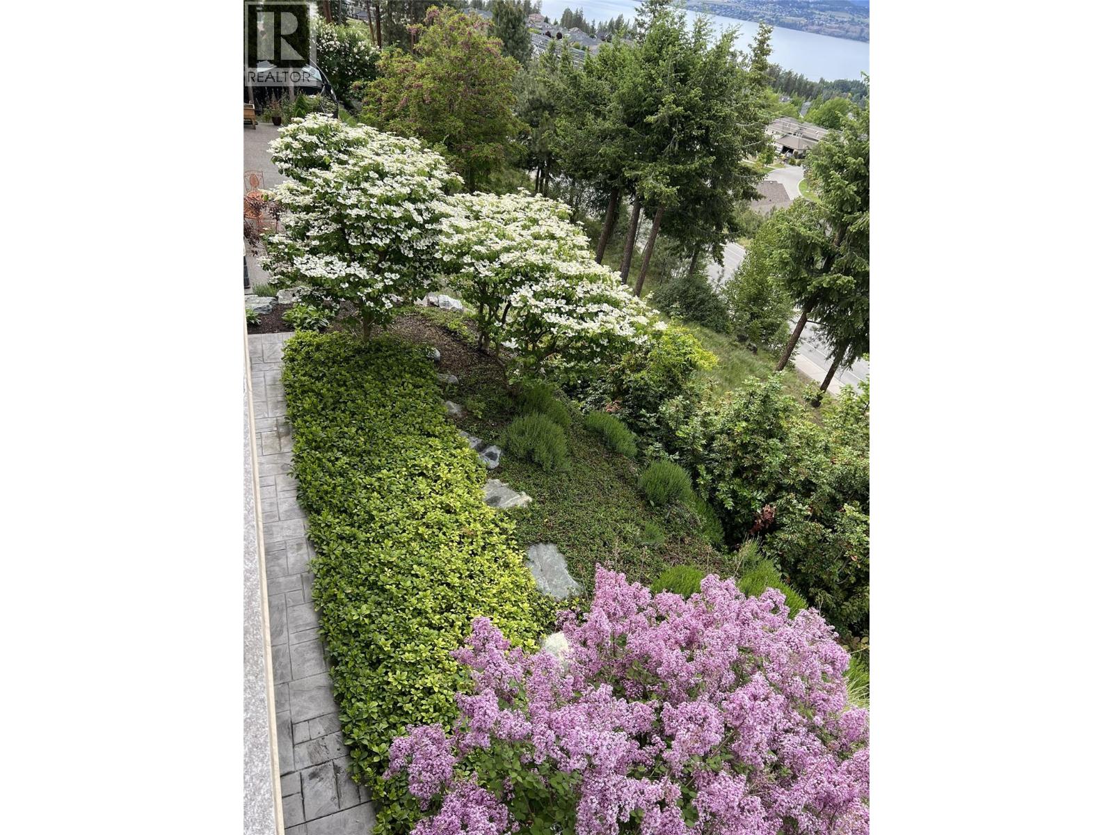 754 South Crest Drive, Kelowna, British Columbia  V1W 4W7 - Photo 34 - 10394617
