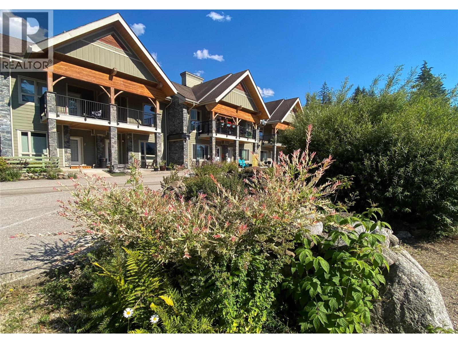 912 Slocan Street Unit# 4, Slocan, British Columbia  V0G 2C0 - Photo 2 - 10394901