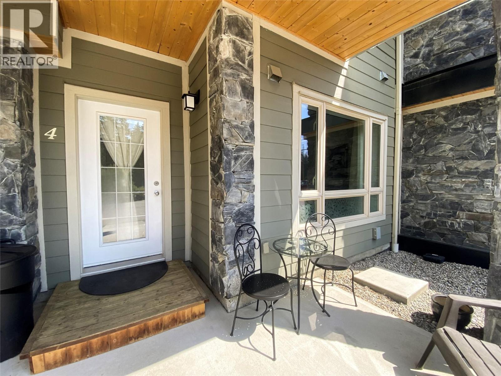 912 Slocan Street Unit# 4, Slocan, British Columbia  V0G 2C0 - Photo 4 - 10394901