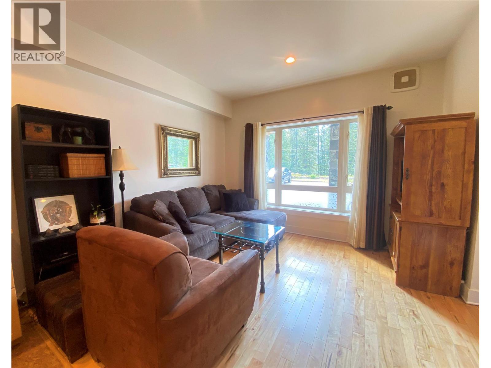 912 Slocan Street Unit# 4, Slocan, British Columbia  V0G 2C0 - Photo 5 - 10394901