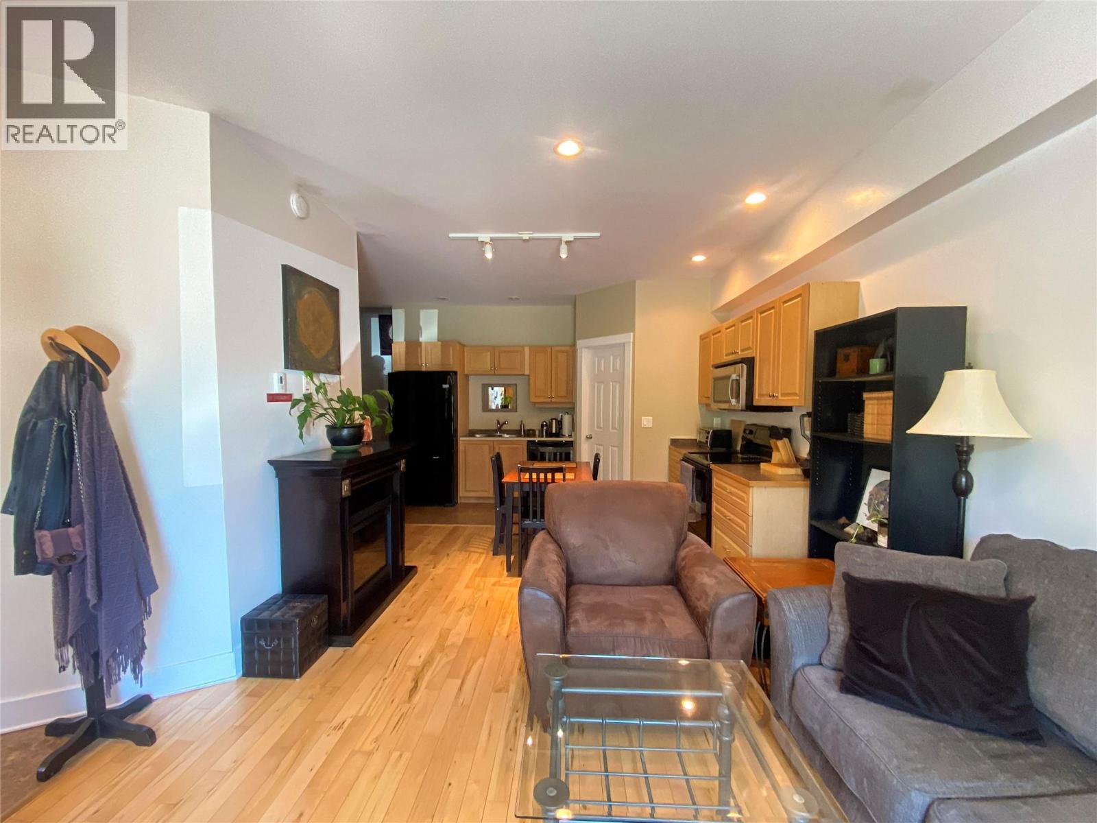 912 Slocan Street Unit# 4, Slocan, British Columbia  V0G 2C0 - Photo 6 - 10394901