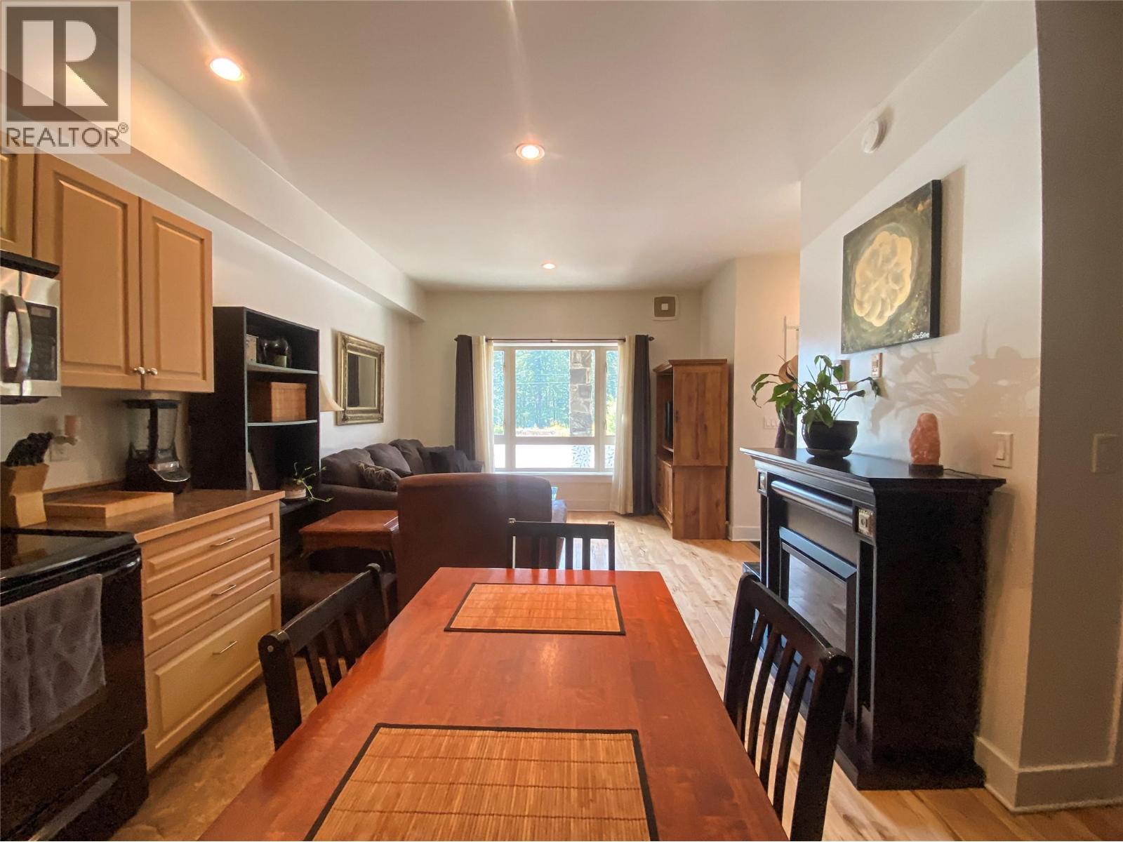 912 Slocan Street Unit# 4, Slocan, British Columbia  V0G 2C0 - Photo 8 - 10394901