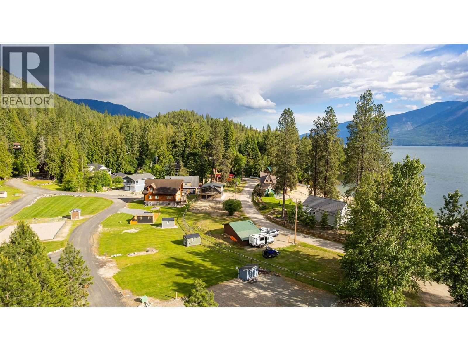 290 Laguna Crescent, Twin Bays, British Columbia  V0B 1A1 - Photo 12 - 10394921