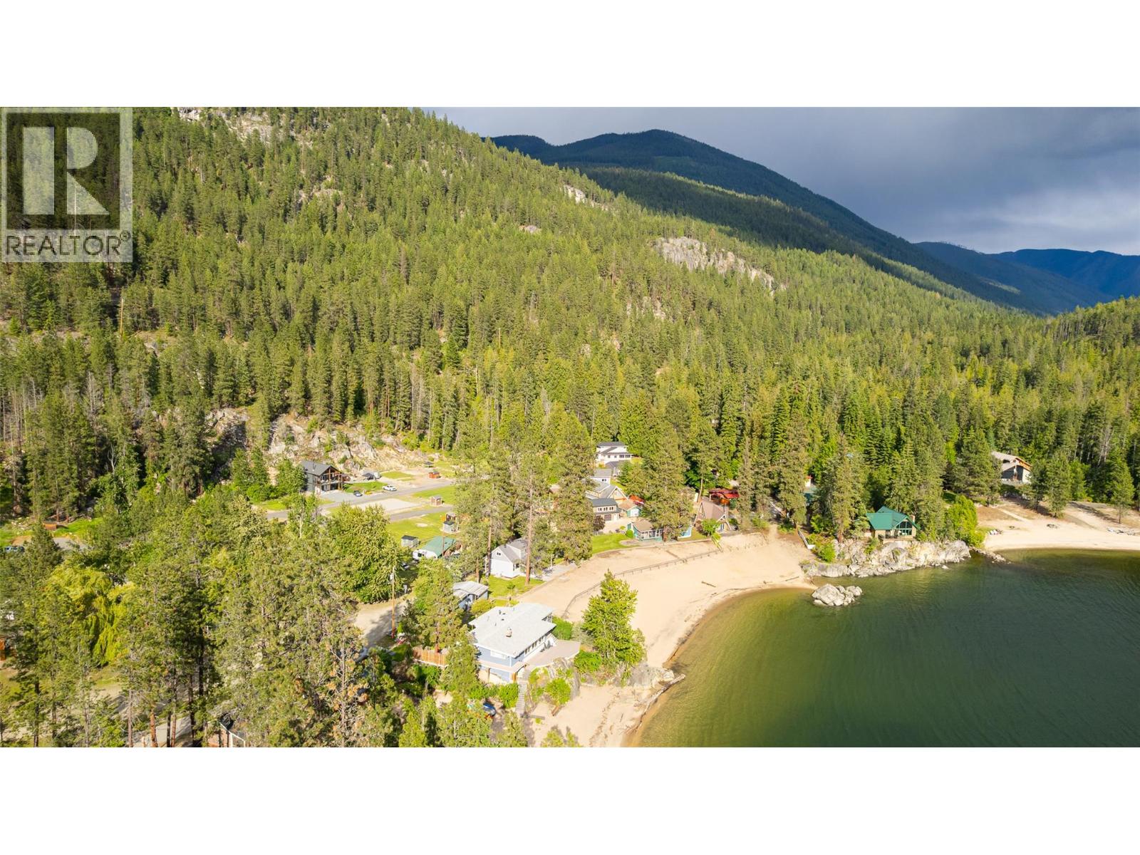 290 Laguna Crescent, Twin Bays, British Columbia  V0B 1A1 - Photo 18 - 10394921