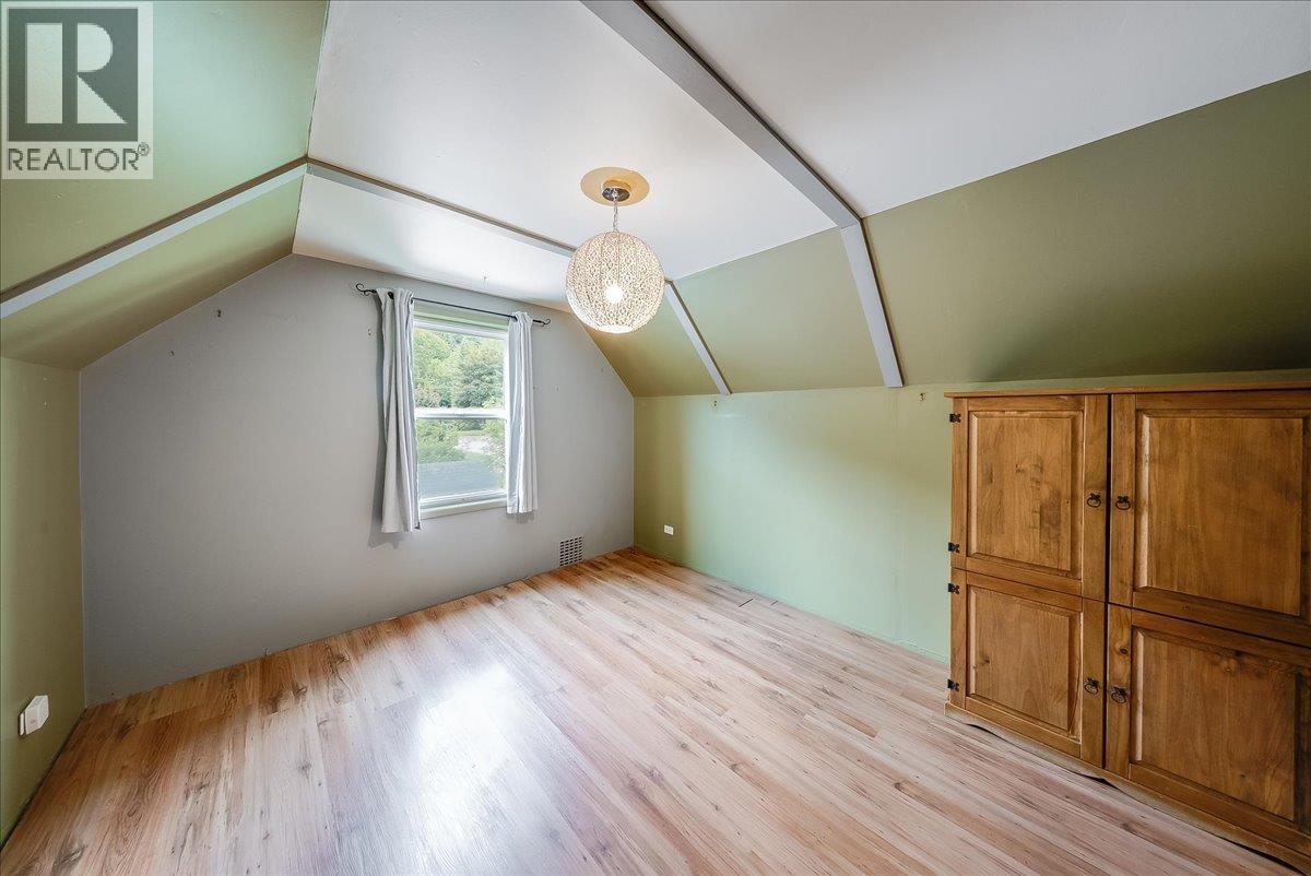 936 Thackeray Street, Warfield, British Columbia  V1R 2C2 - Photo 18 - 10394878