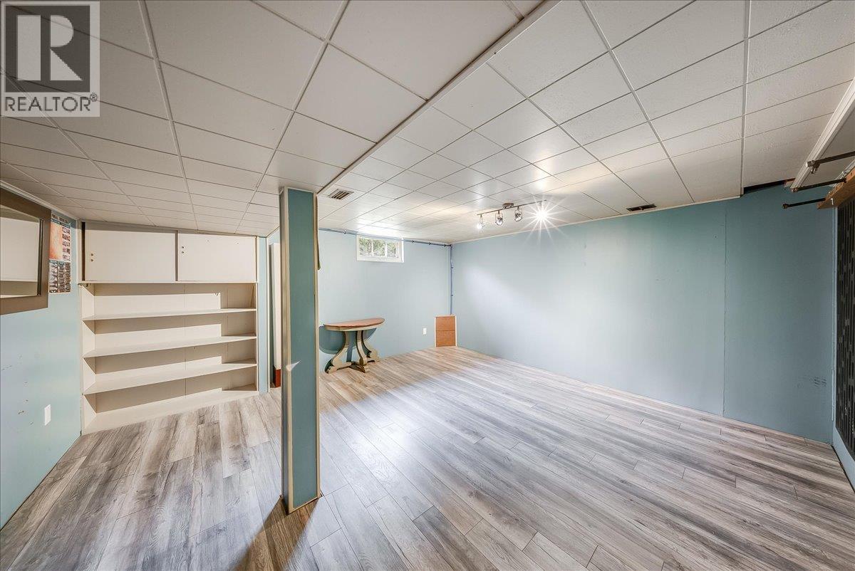936 Thackeray Street, Warfield, British Columbia  V1R 2C2 - Photo 20 - 10394878