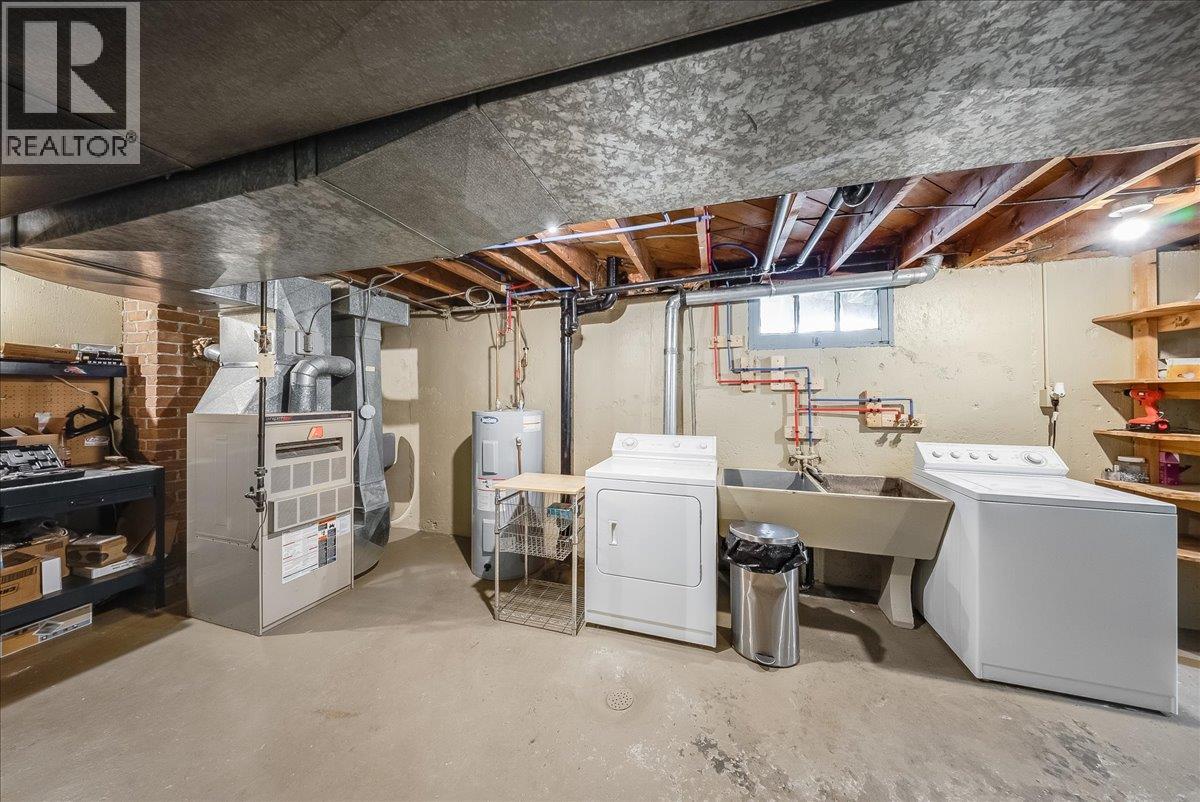 936 Thackeray Street, Warfield, British Columbia  V1R 2C2 - Photo 23 - 10394878