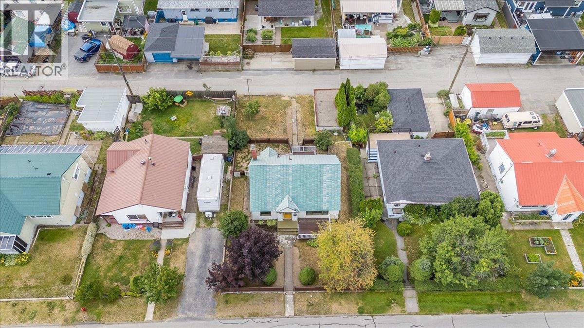 936 Thackeray Street, Warfield, British Columbia  V1R 2C2 - Photo 40 - 10394878