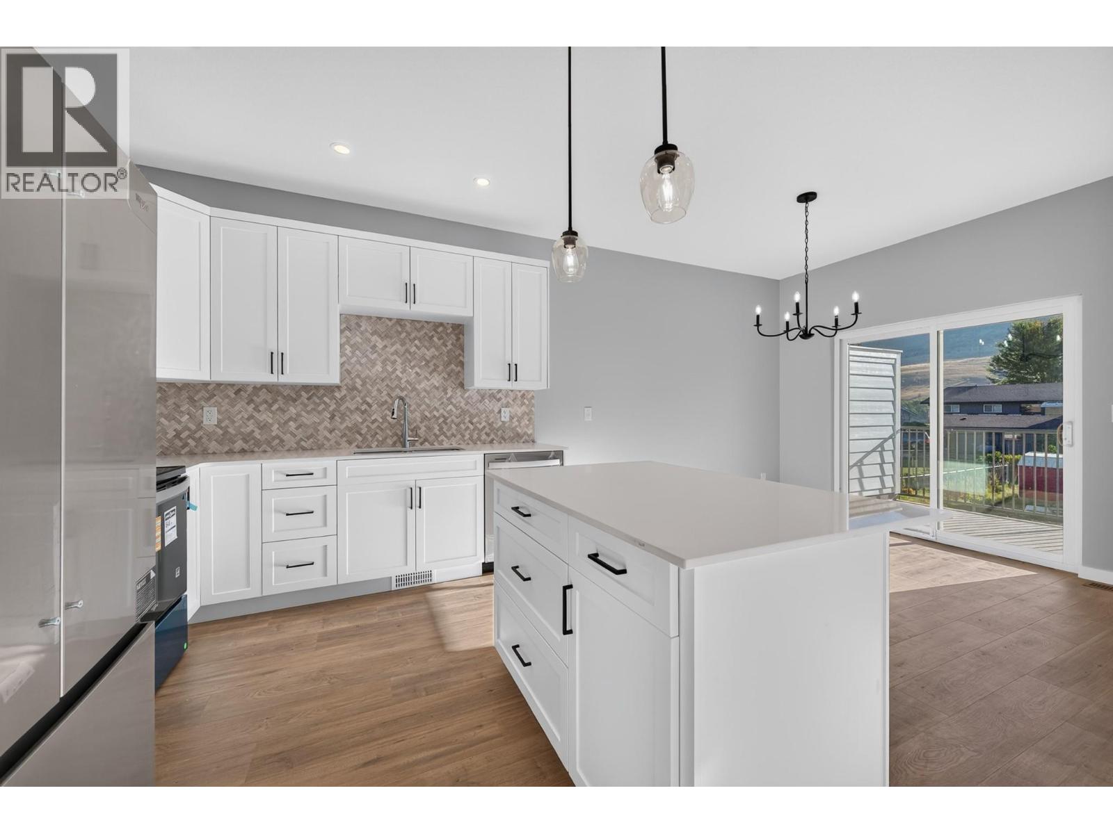 3279 B Schubert Road, Kamloops, British Columbia  V2B 6Y4 - Photo 6 - 10394980