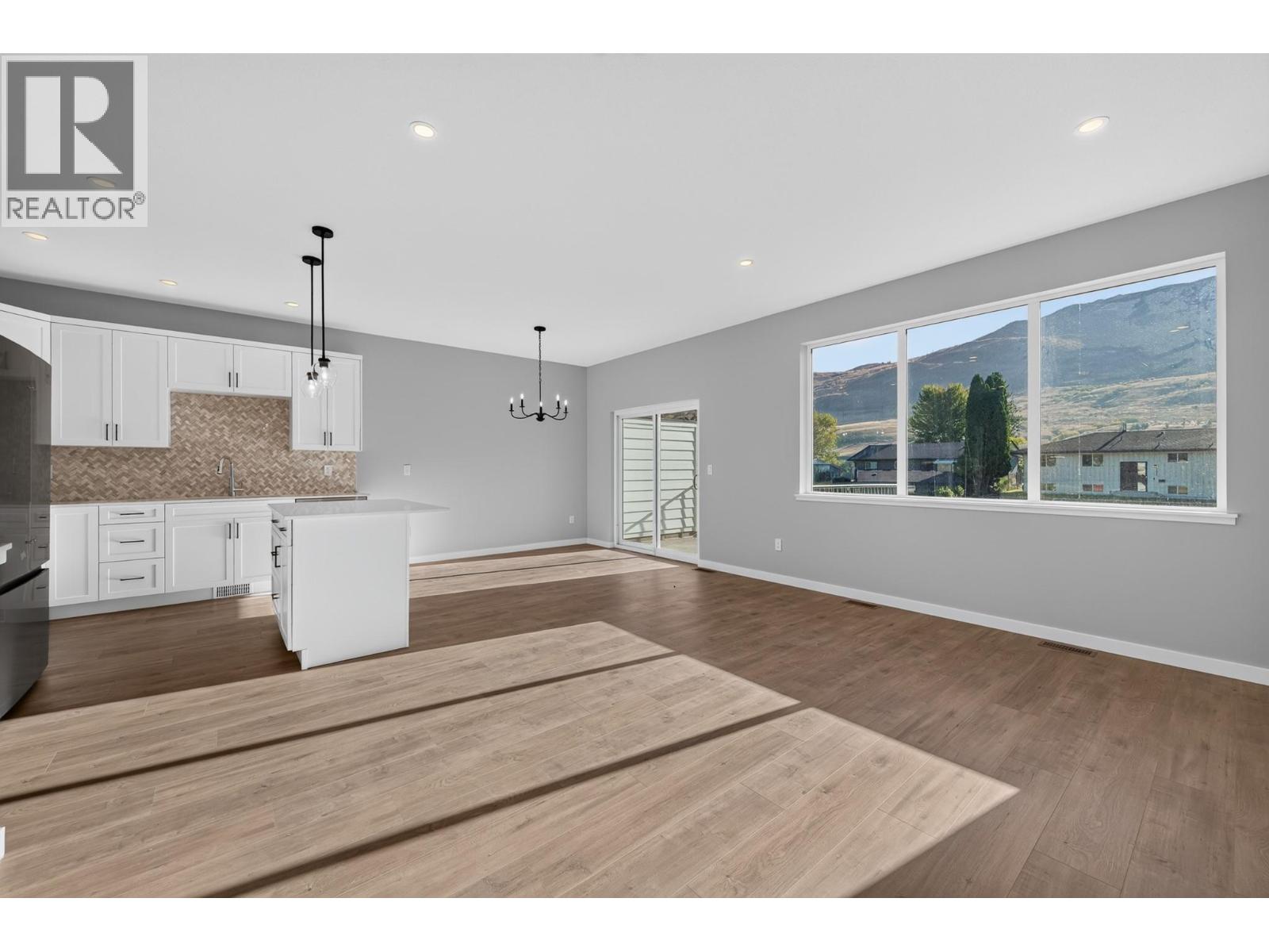3279 B Schubert Road, Kamloops, British Columbia  V2B 6Y4 - Photo 7 - 10394980