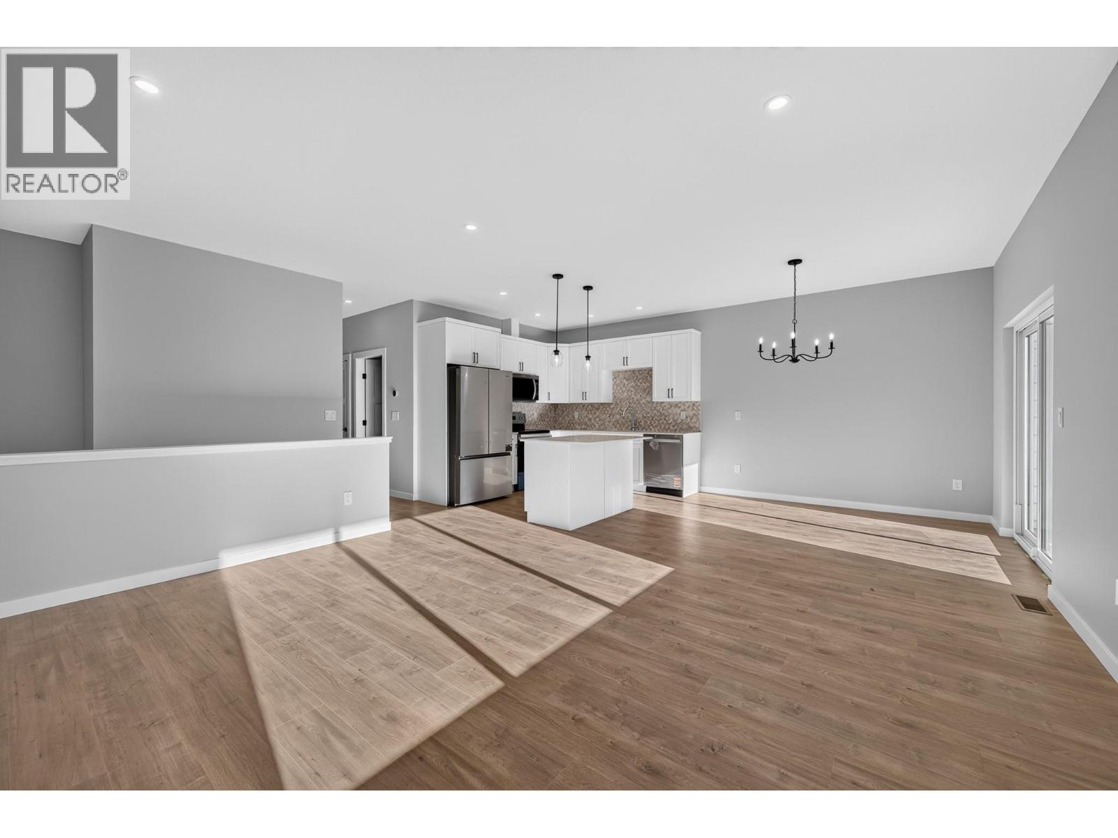 3279 B Schubert Road, Kamloops, British Columbia  V2B 6Y4 - Photo 8 - 10394980