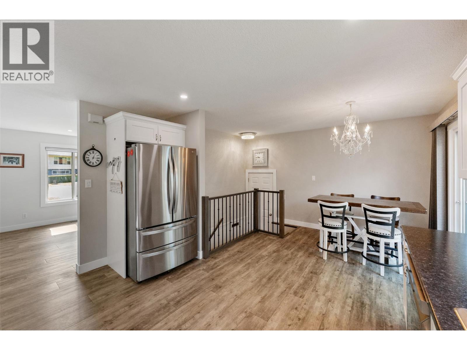 5852 Fairview Place, Oliver, British Columbia  V0H 1T1 - Photo 4 - 10394741
