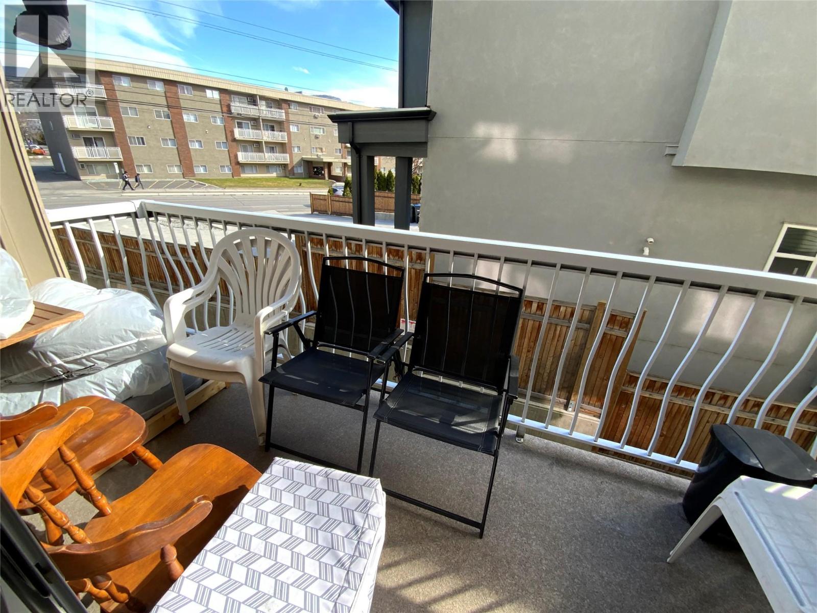 803 Fairview Road Unit# 203, Penticton, British Columbia  V2A 5Y7 - Photo 6 - 10394988