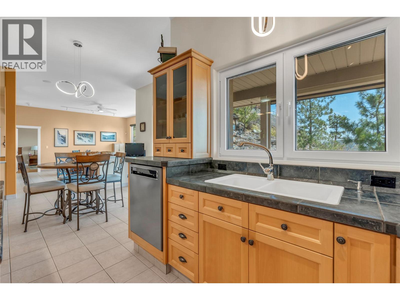 174 Christie Mountain Lane, Okanagan Falls, British Columbia  V0H 1R0 - Photo 19 - 10394919