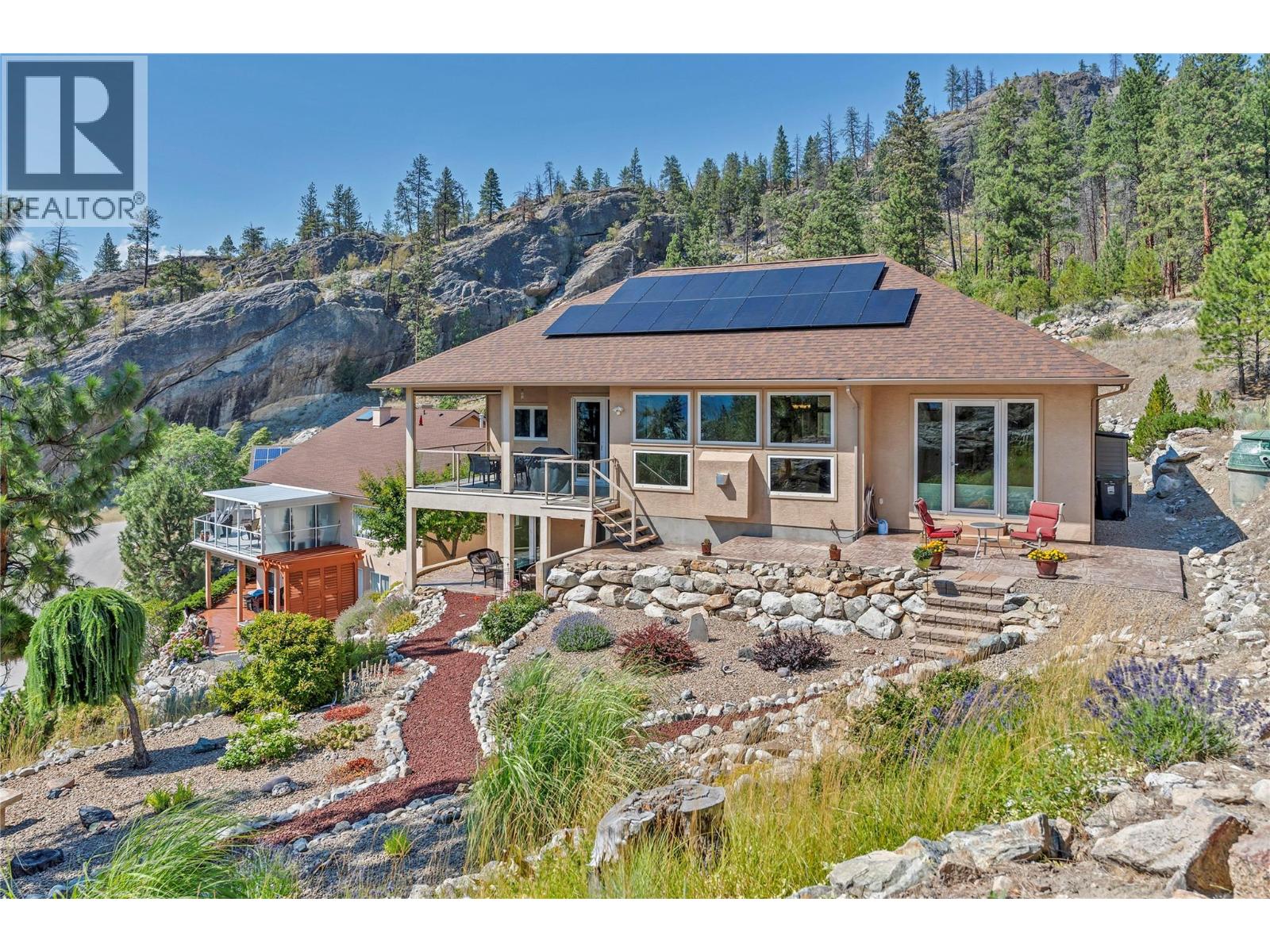 174 Christie Mountain Lane, Okanagan Falls, British Columbia  V0H 1R0 - Photo 2 - 10394919