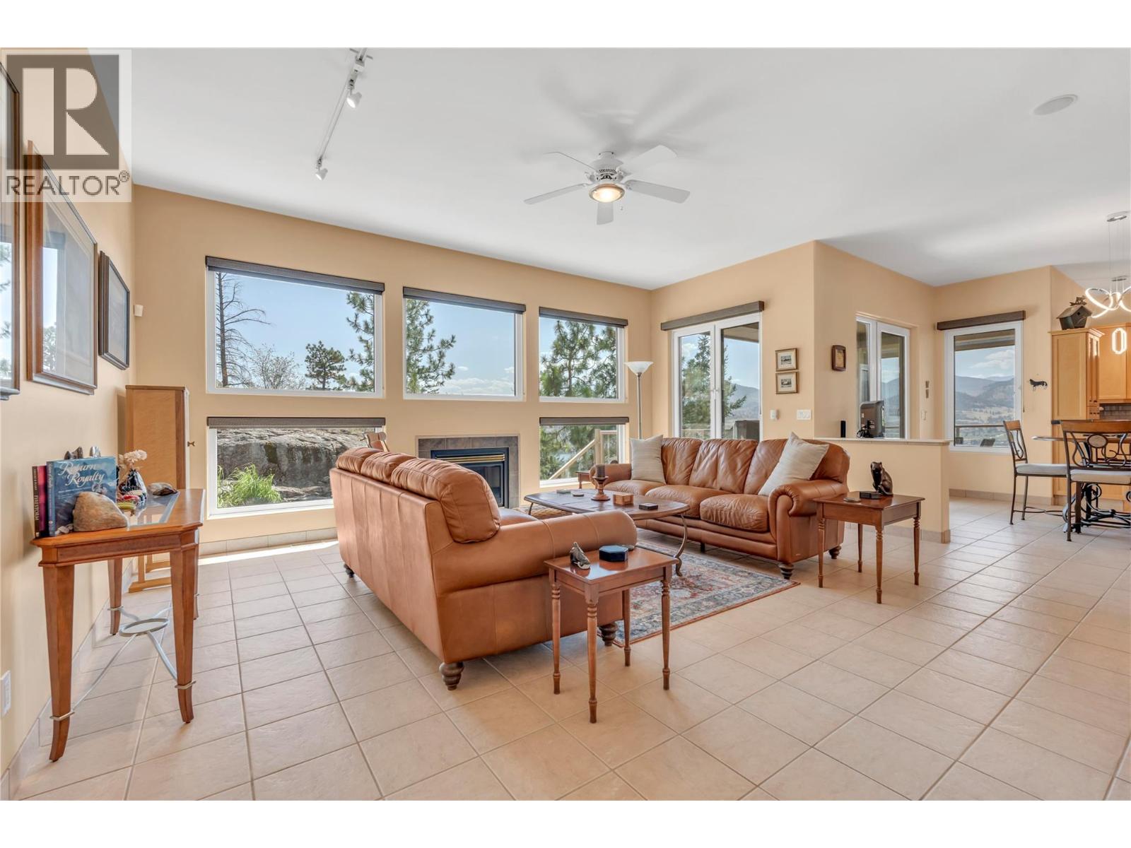 174 Christie Mountain Lane, Okanagan Falls, British Columbia  V0H 1R0 - Photo 5 - 10394919