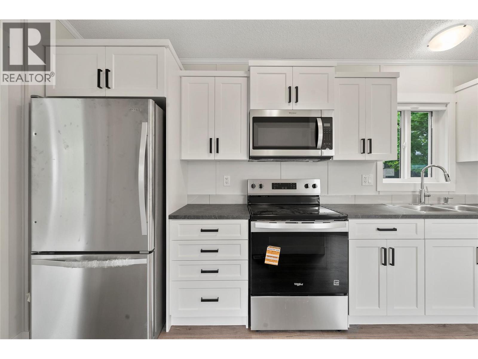 5161 63 Avenue Ne Unit# 13, Salmon Arm, British Columbia  V0E 1K0 - Photo 14 - 10394874
