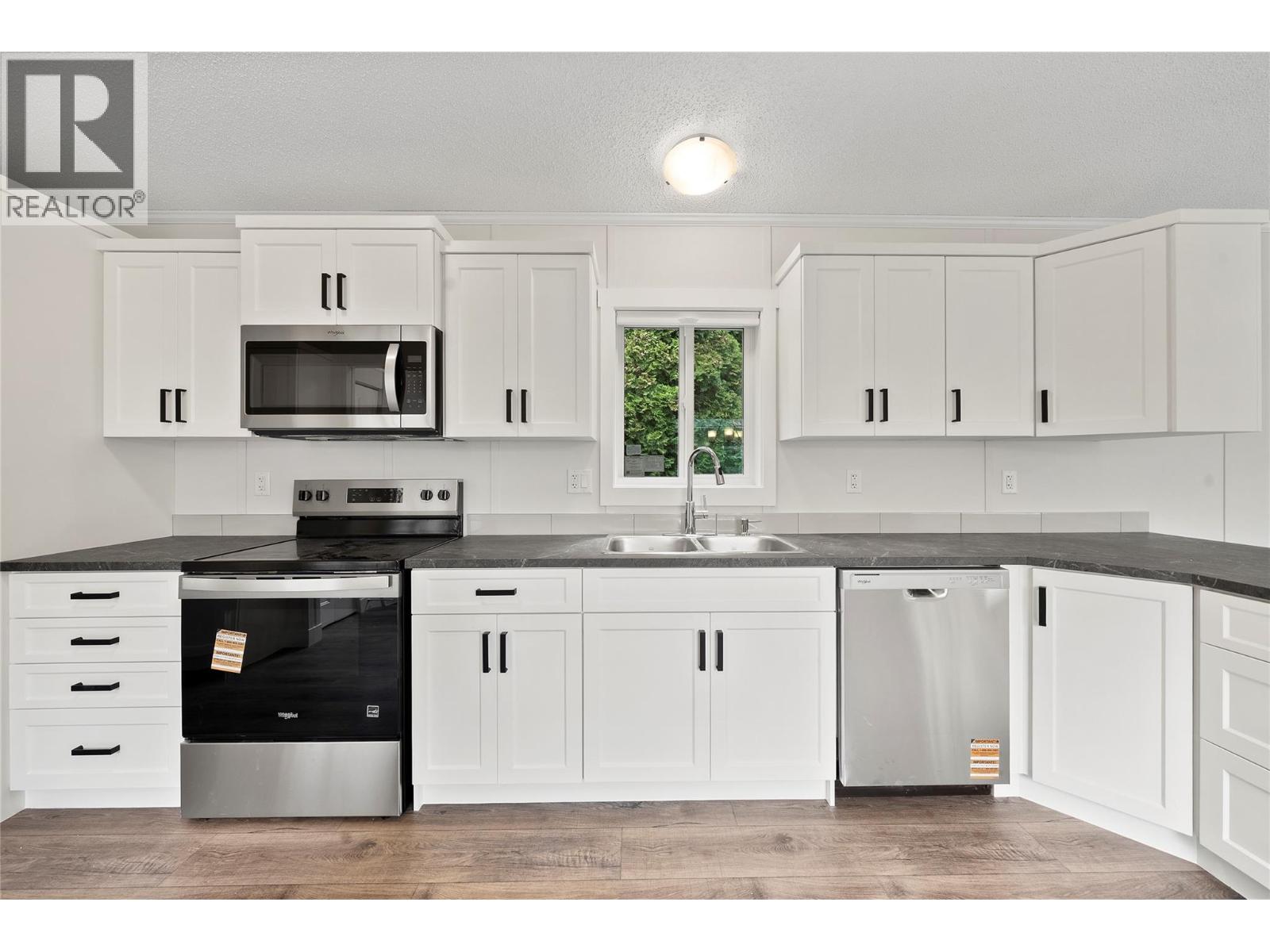 5161 63 Avenue Ne Unit# 13, Salmon Arm, British Columbia  V0E 1K0 - Photo 15 - 10394874