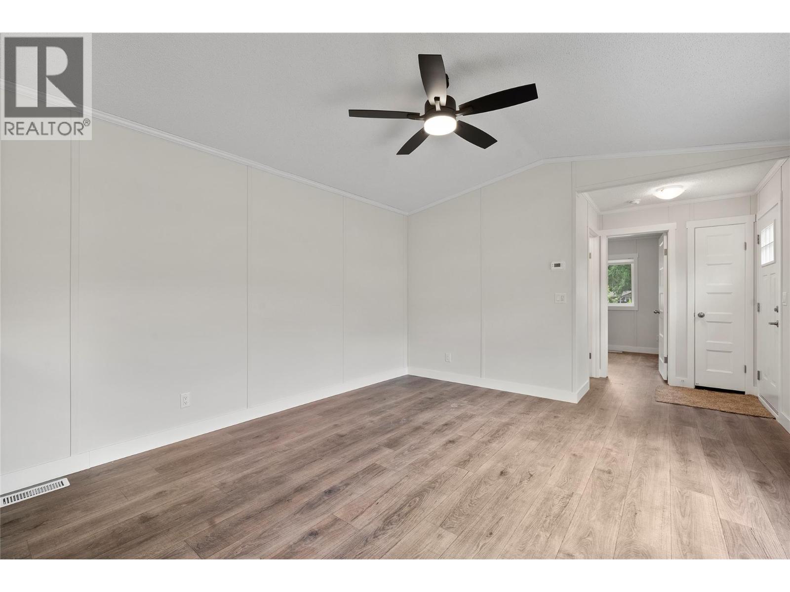 5161 63 Avenue Ne Unit# 13, Salmon Arm, British Columbia  V0E 1K0 - Photo 6 - 10394874