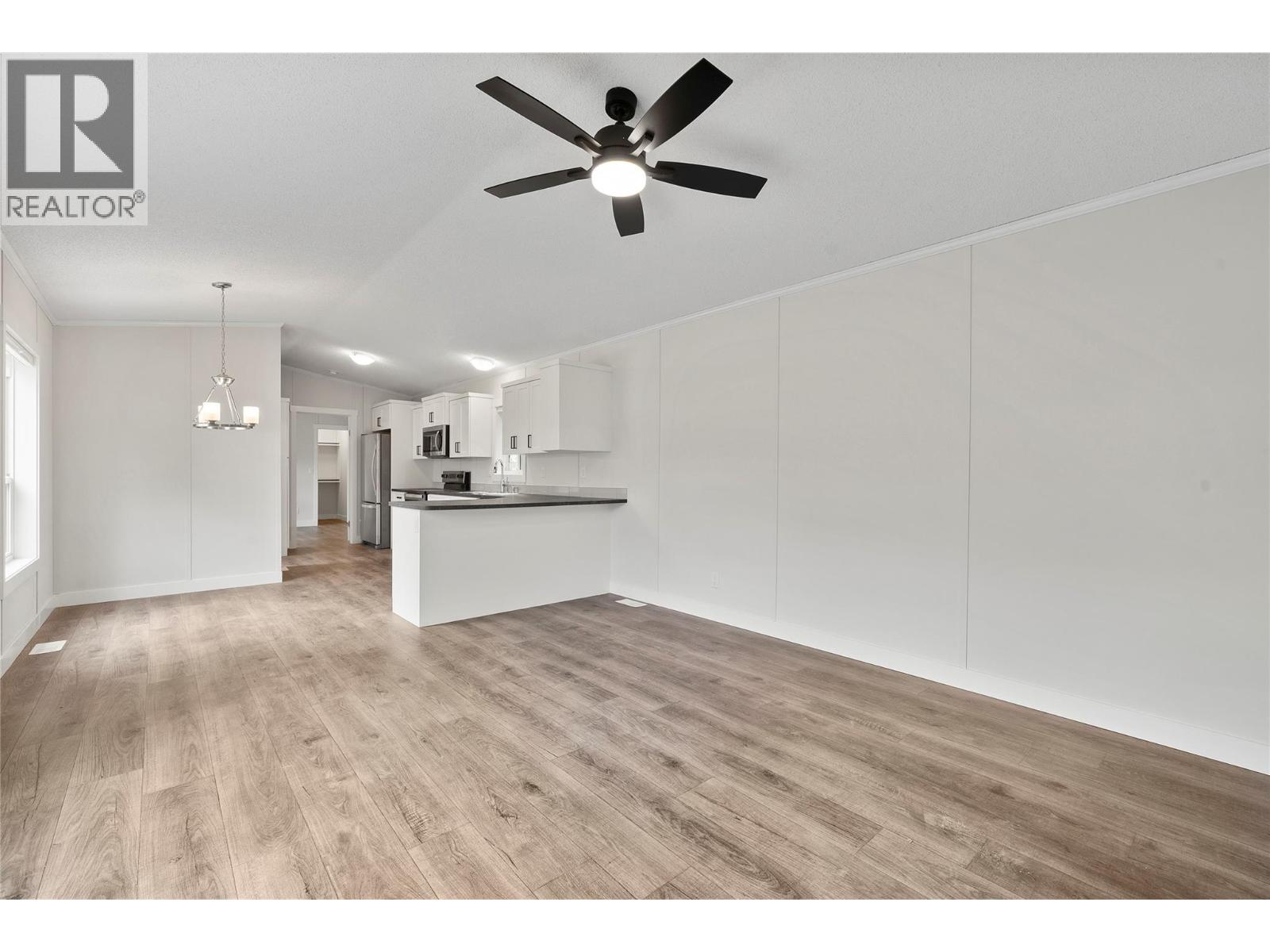 5161 63 Avenue Ne Unit# 13, Salmon Arm, British Columbia  V0E 1K0 - Photo 7 - 10394874