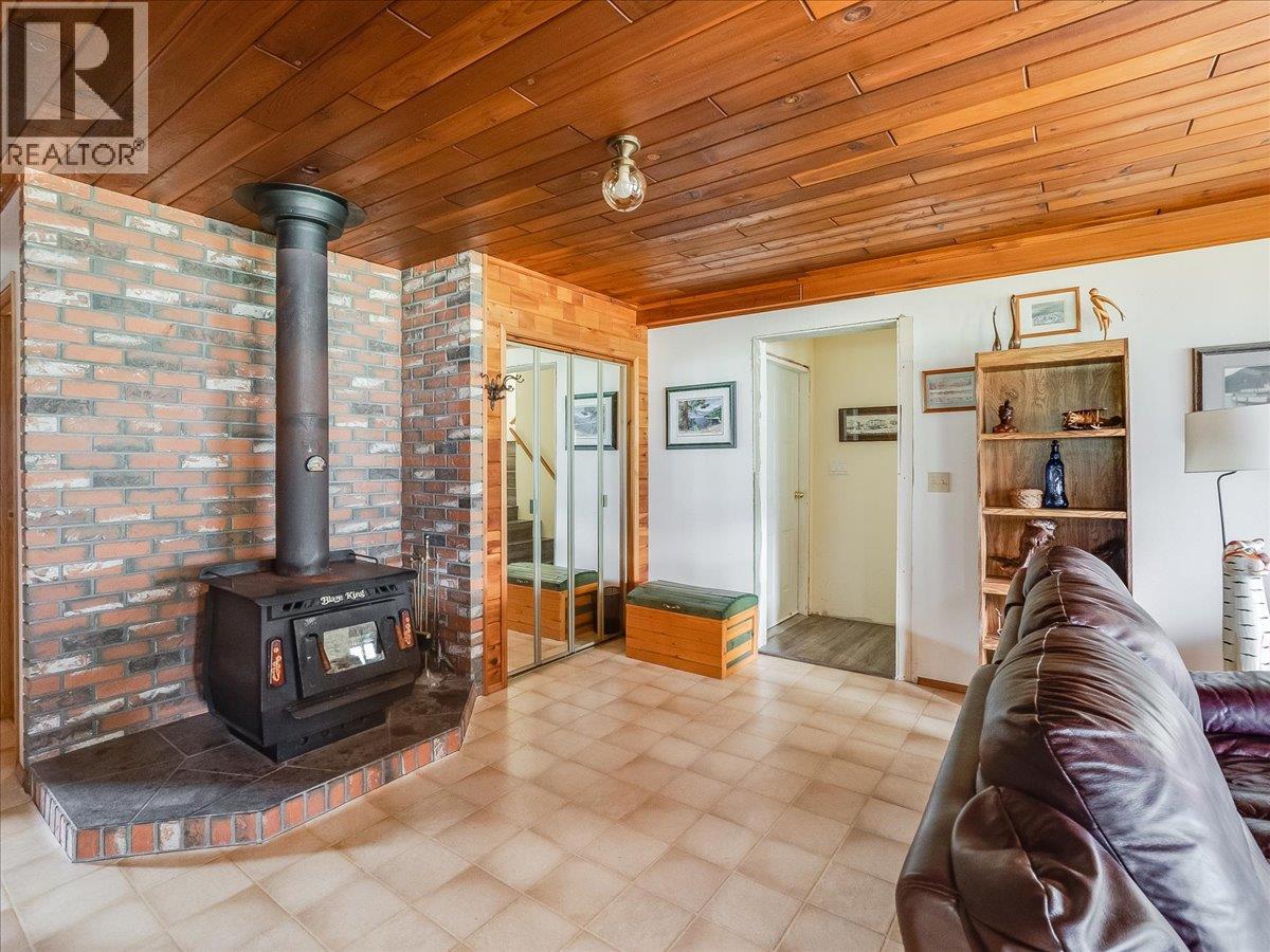 7510 Deer Park Road, Deer Park, British Columbia  V1N 4V8 - Photo 25 - 10394792