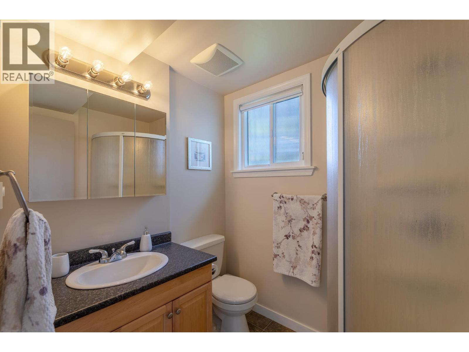 217 Lee Avenue, Penticton, British Columbia  V2A 3V9 - Photo 21 - 10395016