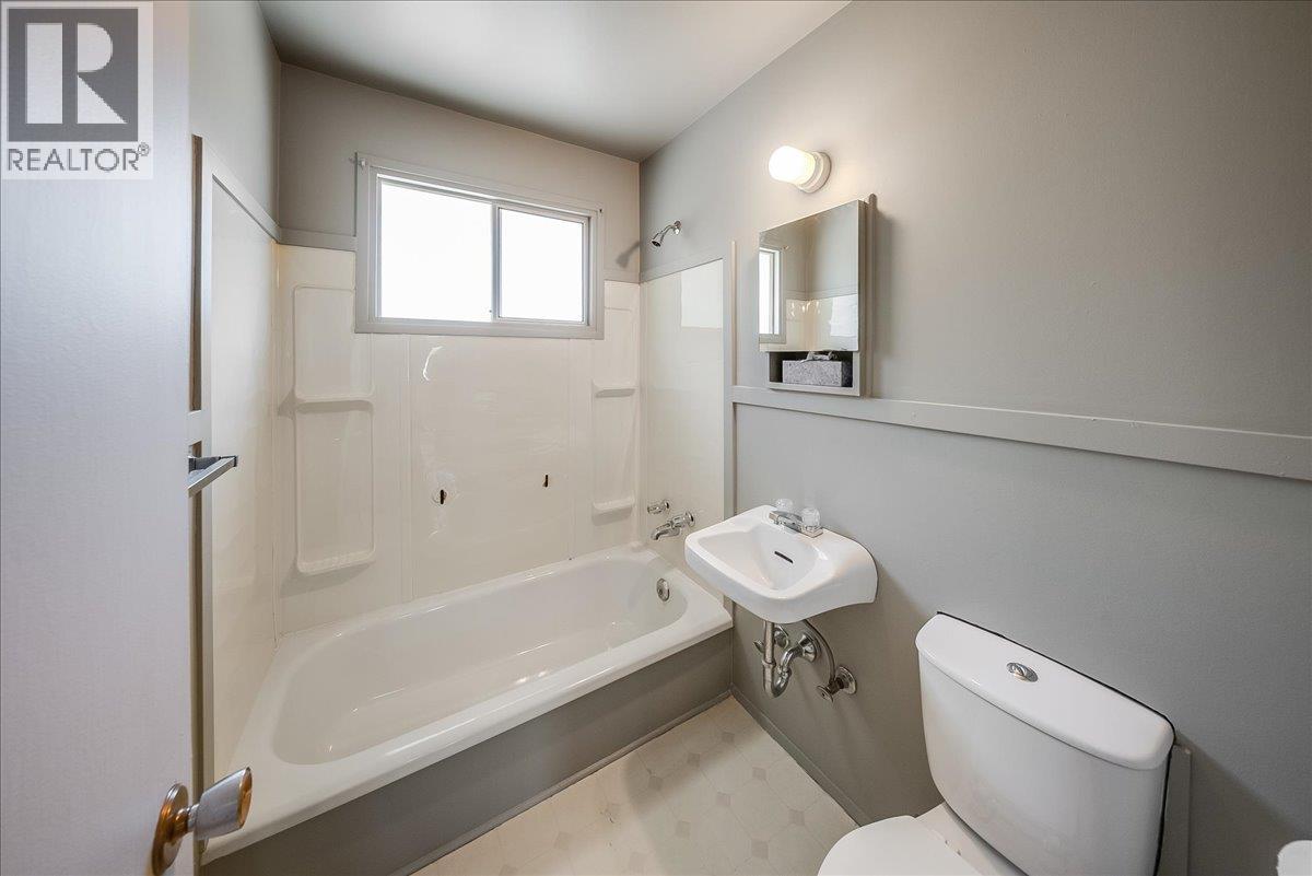 706 Hermia Crescent, Trail, British Columbia  V1R 1B4 - Photo 17 - 10394995