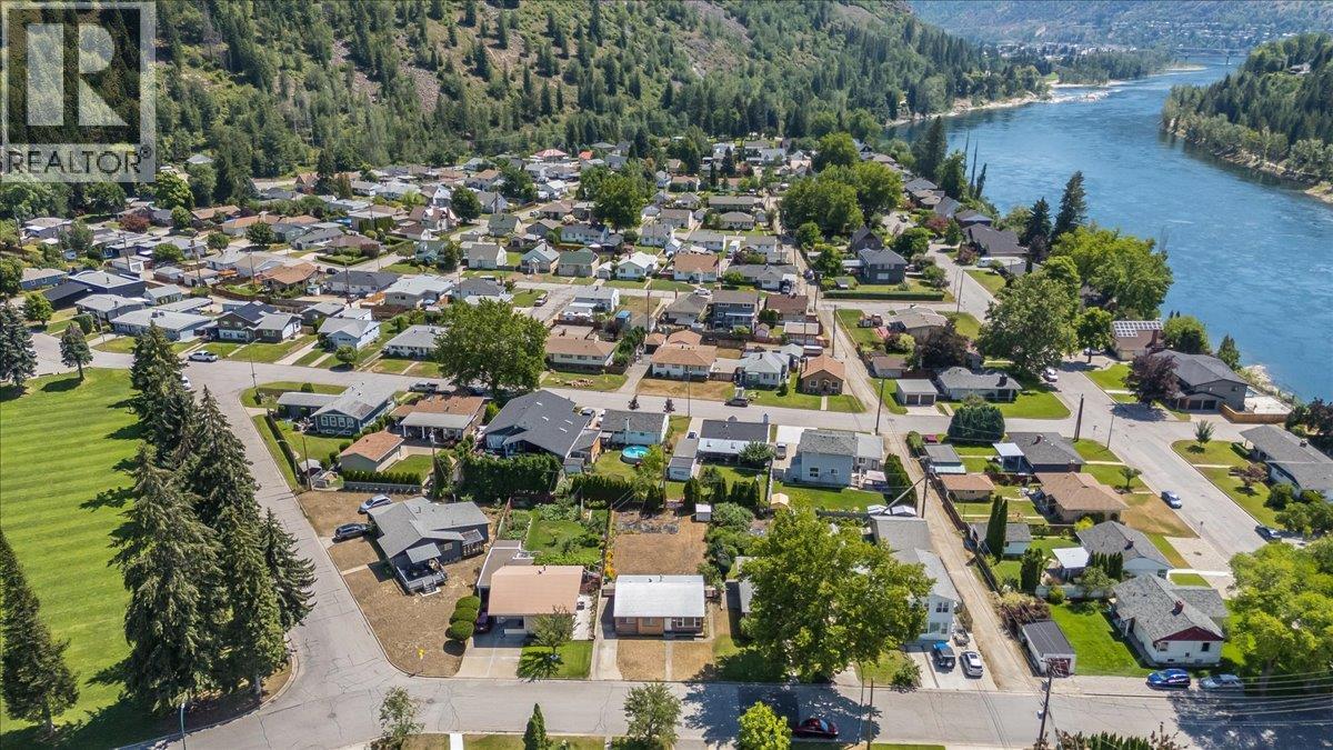 706 Hermia Crescent, Trail, British Columbia  V1R 1B4 - Photo 40 - 10394995